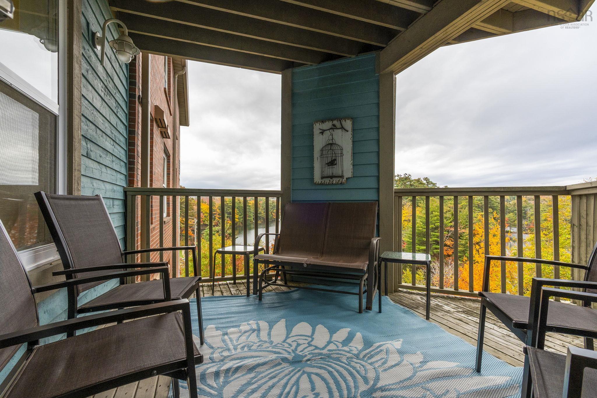 304 2 Lake Drive, Bedford, NS (MLS 202526164)