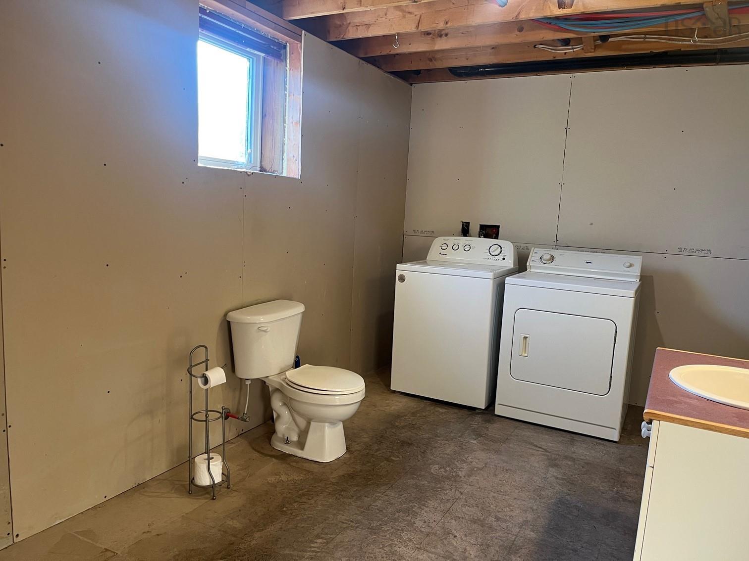 $449,900.00: 33 Kirk Road, Middle Stewiacke