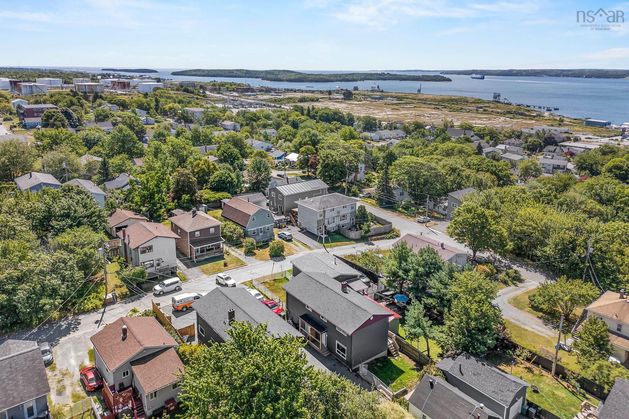 9 a&B Herbert Street, Dartmouth, NS (MLS 202526168)