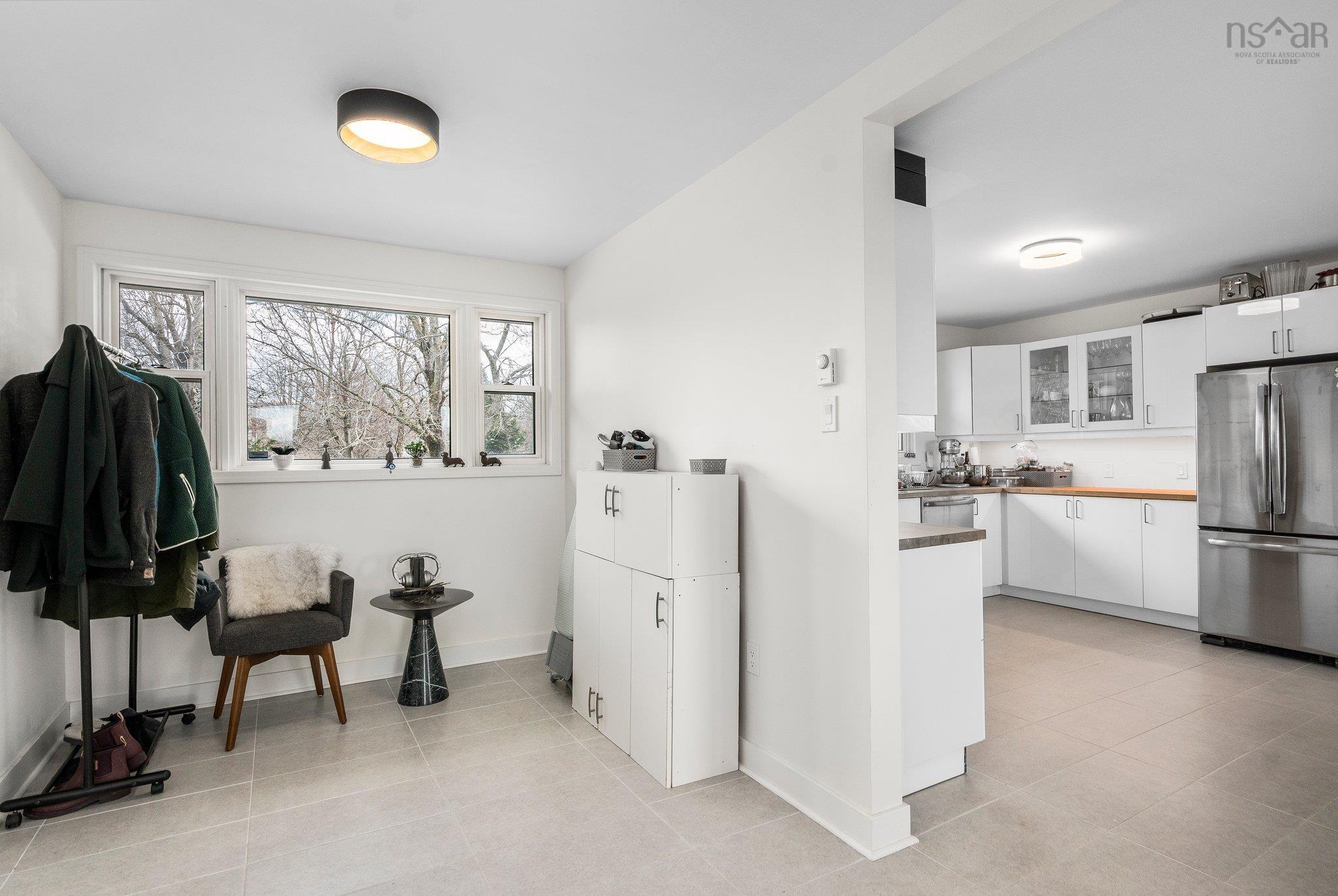 $899,900.00: 10165 Highway 1, Greenwich