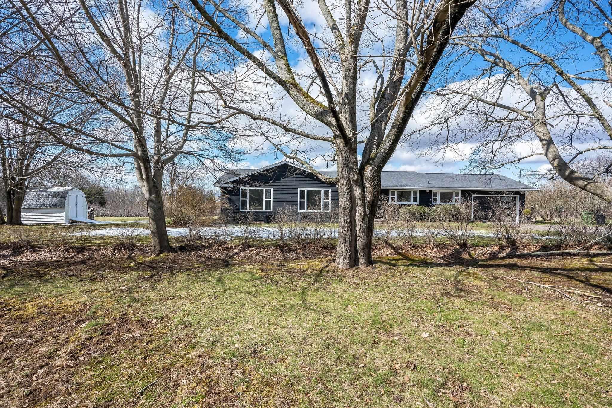 $899,900.00: 10165 Highway 1, Greenwich