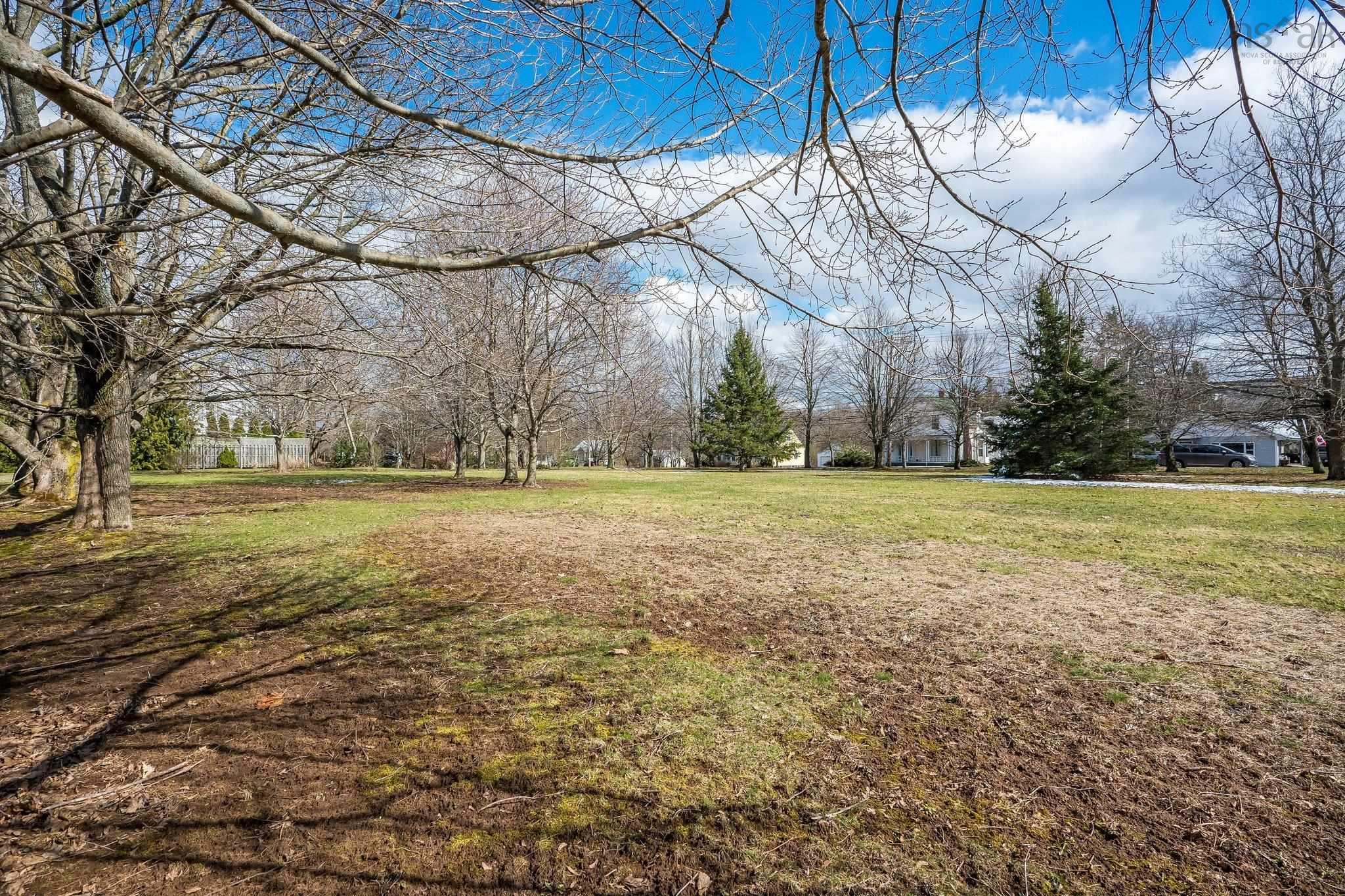 $899,900.00: 10165 Highway 1, Greenwich