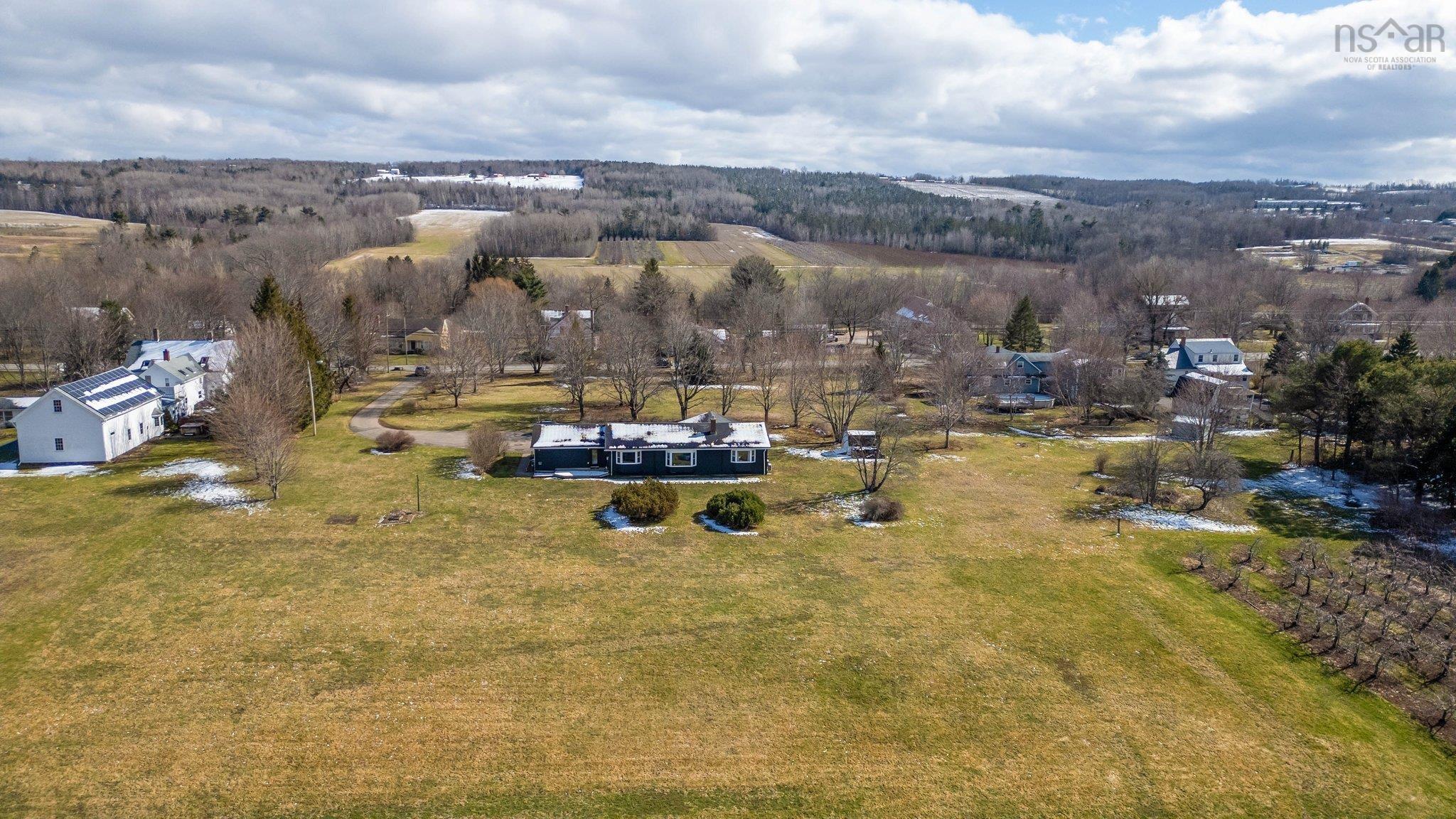 $899,900.00: 10165 Highway 1, Greenwich