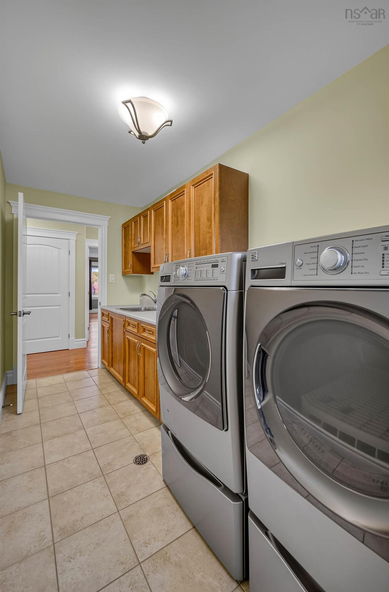 1754 Lower Prospect Road, Terence Bay, NS (MLS 202526373)