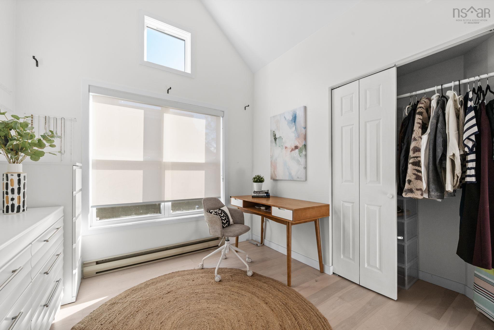 $899,900.00: 1 1345 Dresden Row, Halifax