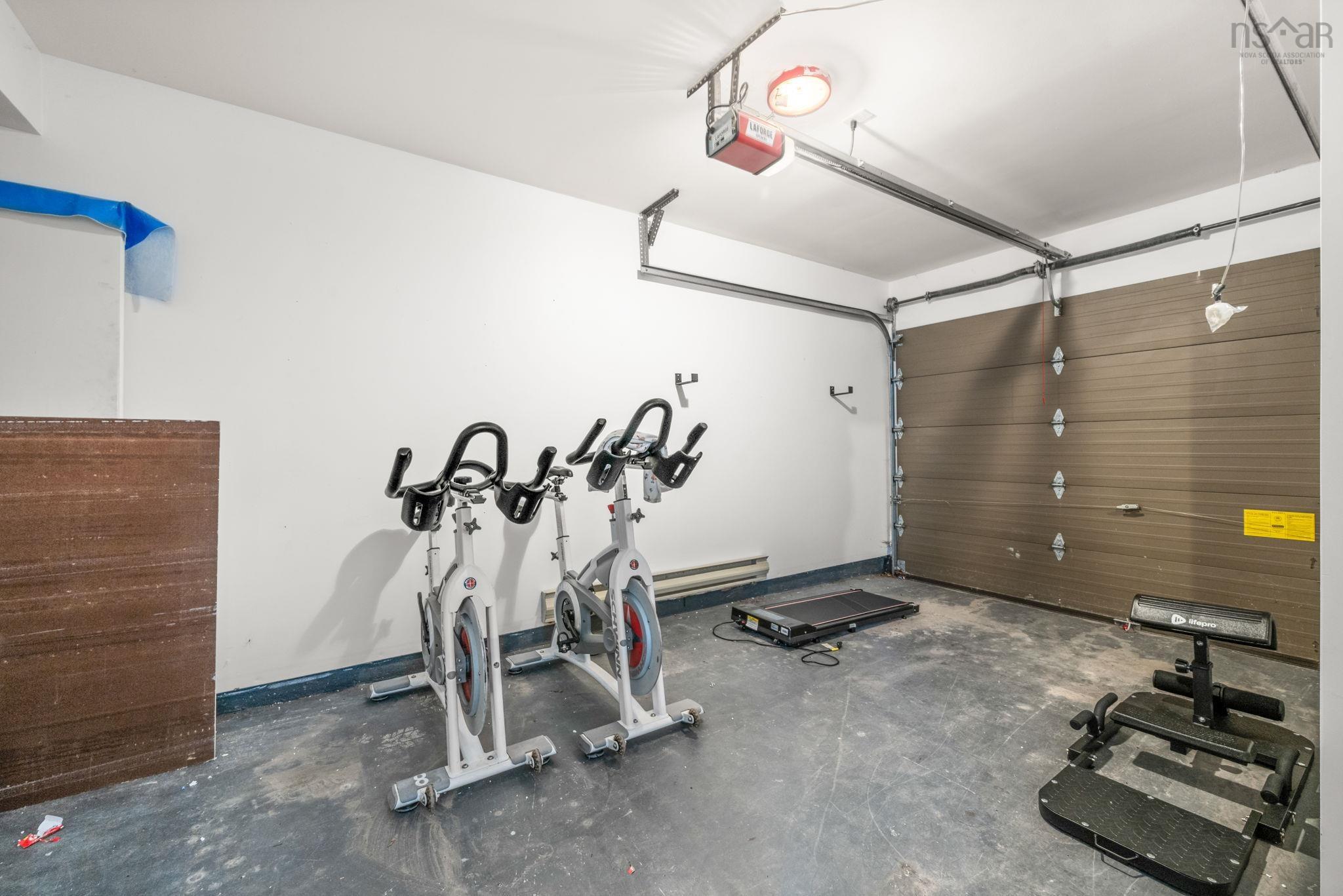 $899,900.00: 1 1345 Dresden Row, Halifax