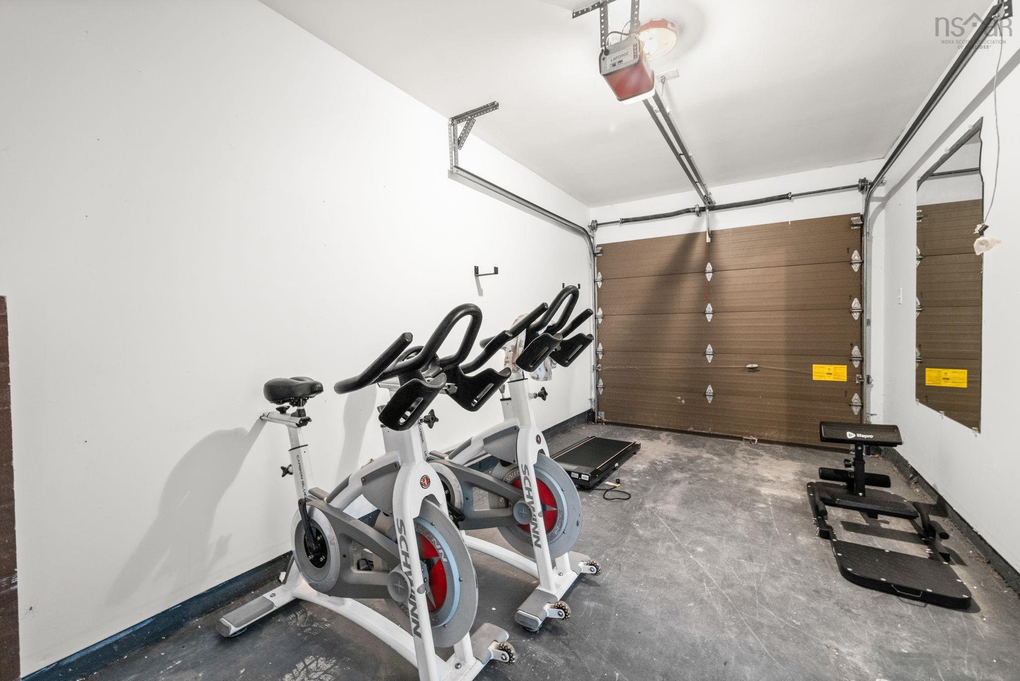 $899,900.00: 1 1345 Dresden Row, Halifax