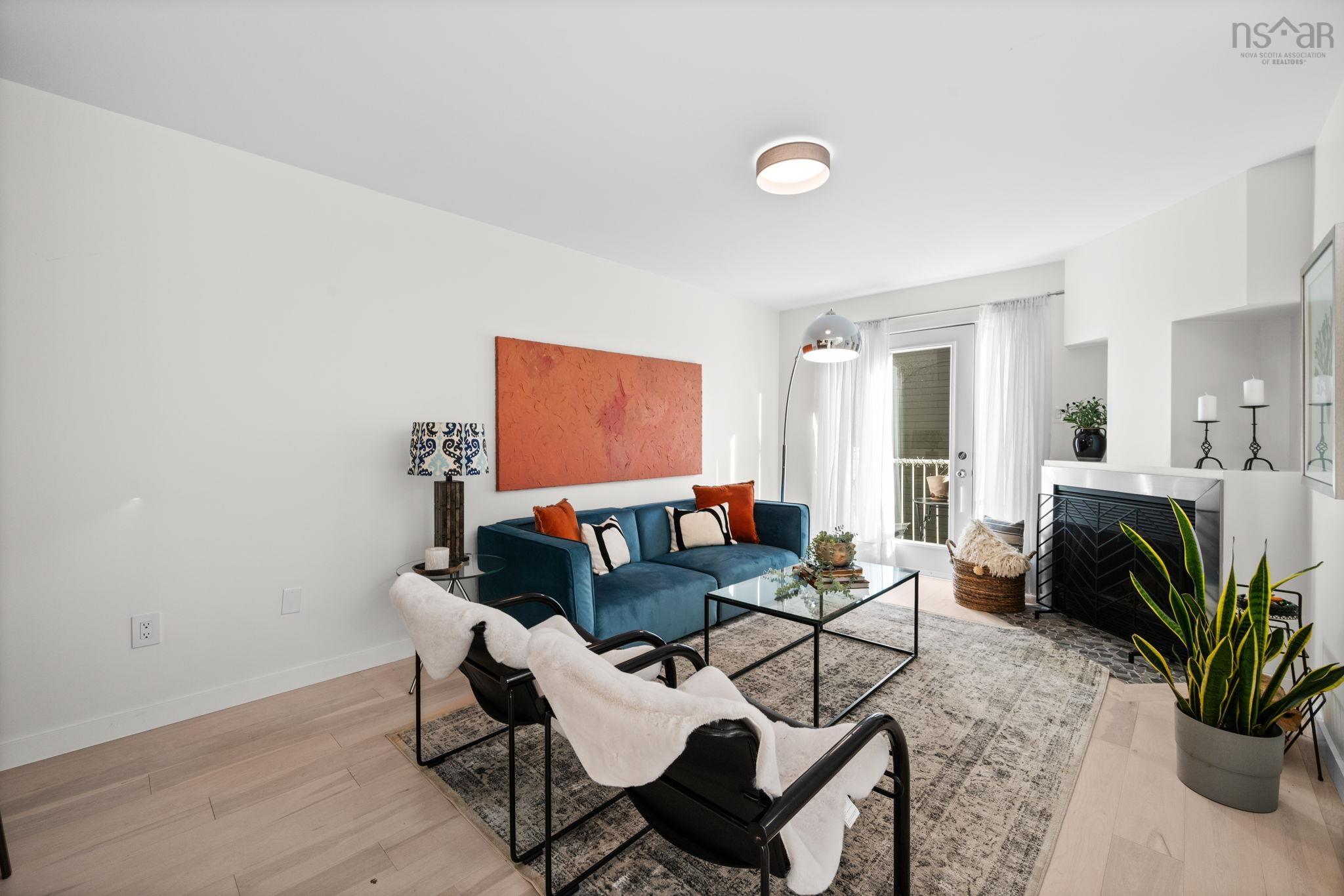 $899,900.00: 1 1345 Dresden Row, Halifax