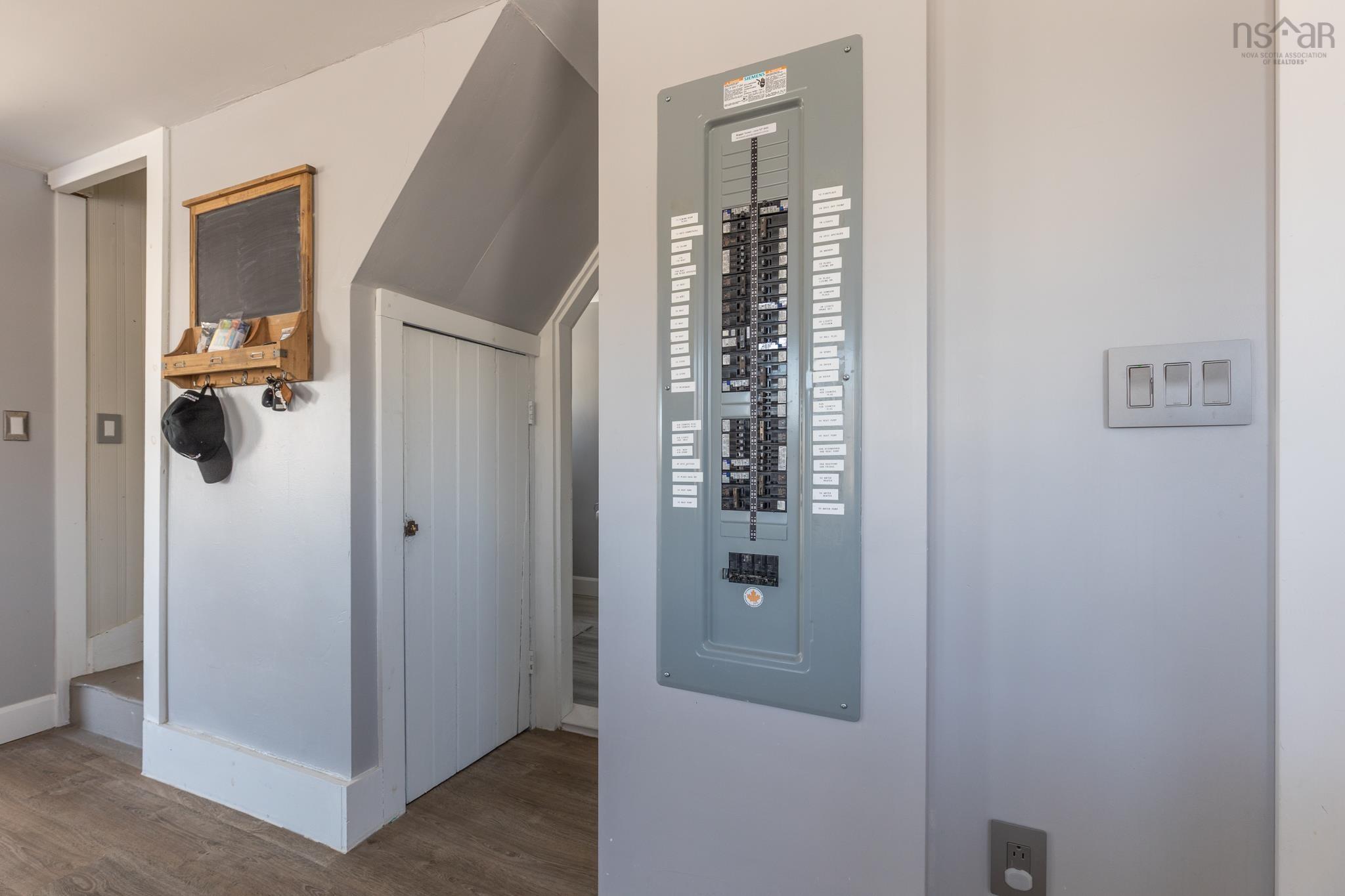 $339,000.00: 3401 Main Shore Road, Port Maitland