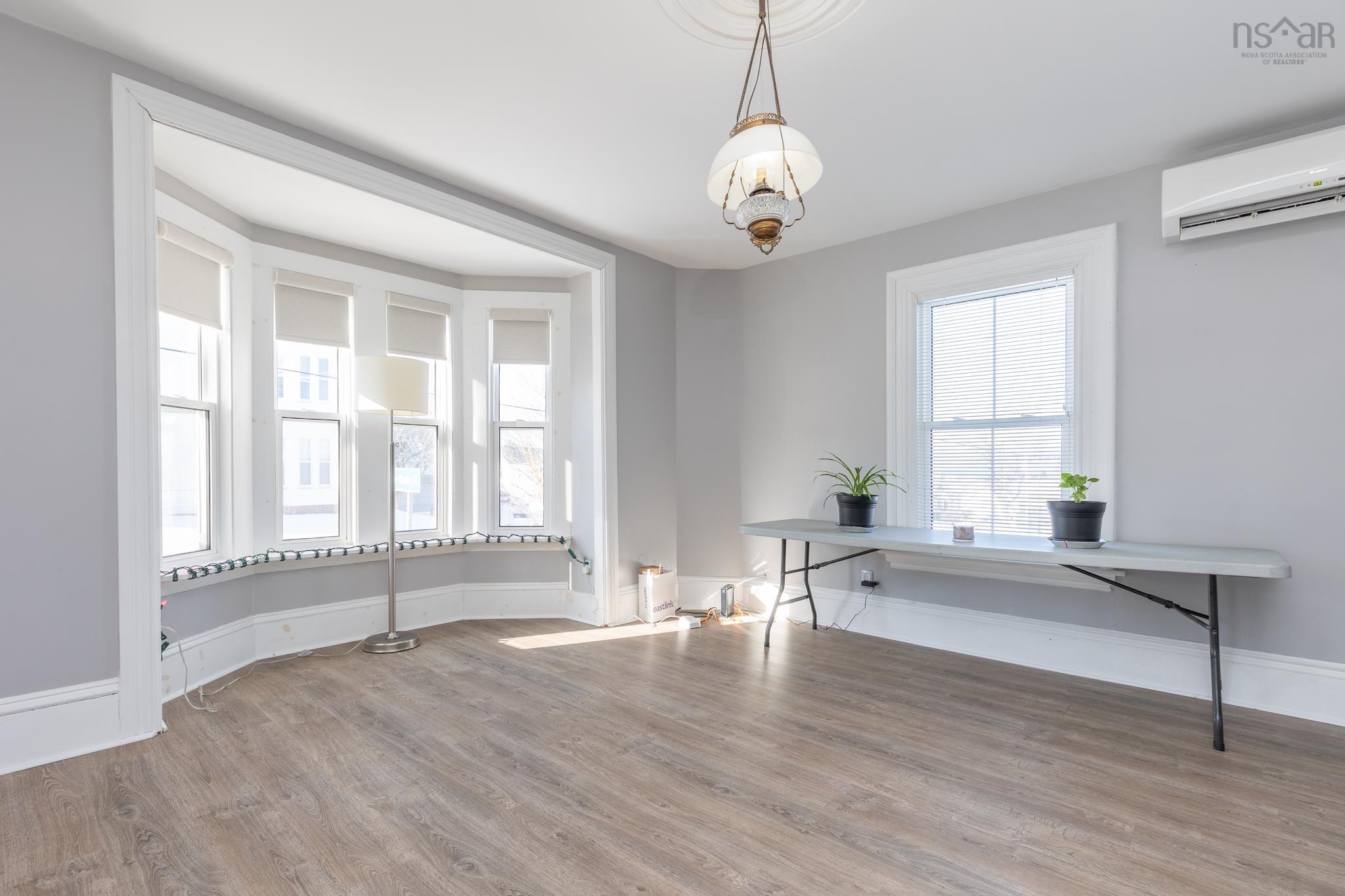 $339,000.00: 3401 Main Shore Road, Port Maitland