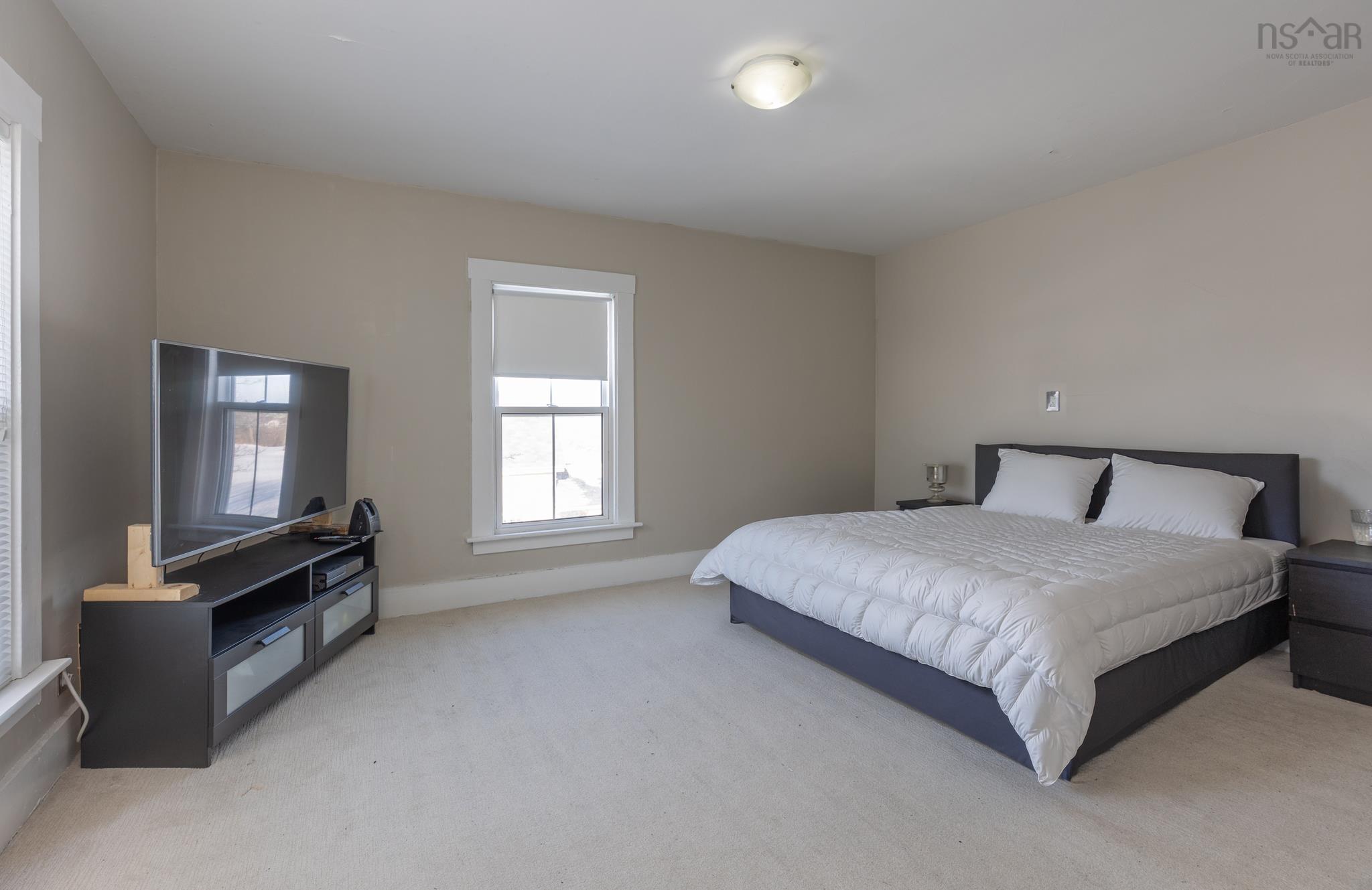 $339,000.00: 3401 Main Shore Road, Port Maitland