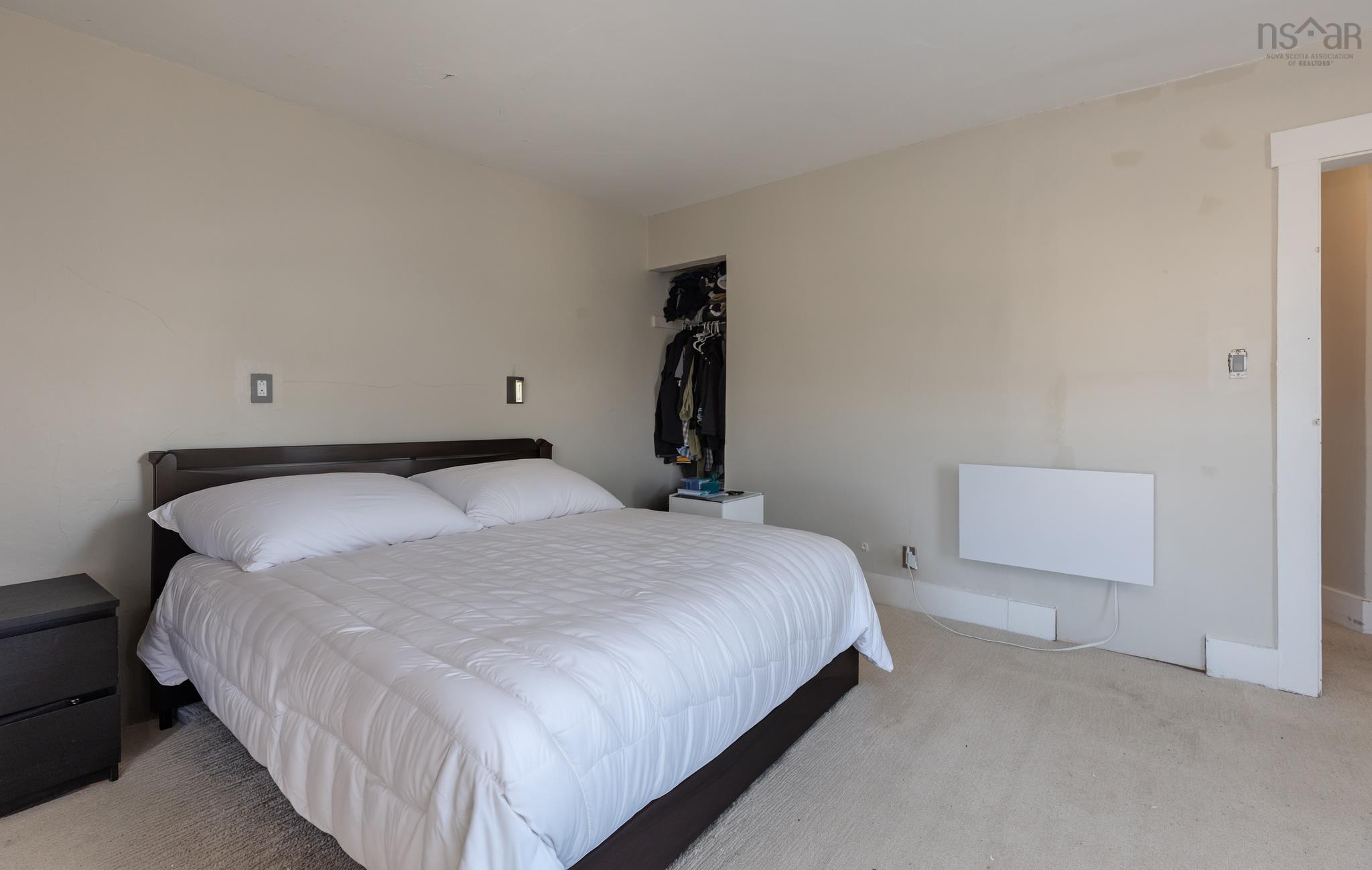 $339,000.00: 3401 Main Shore Road, Port Maitland