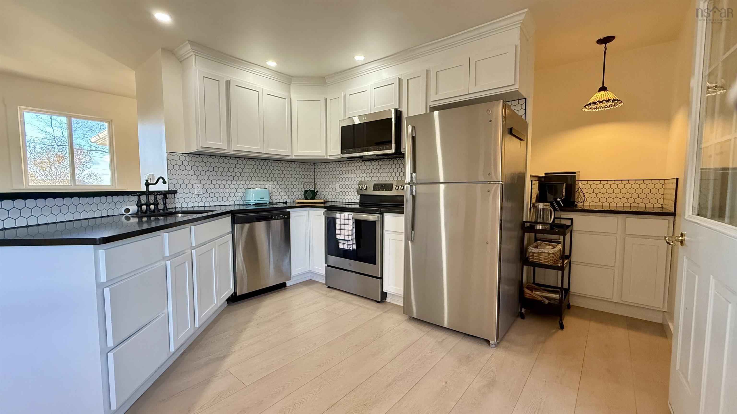 $394,900.00: 42 Arrow Head Crescent, Waterside