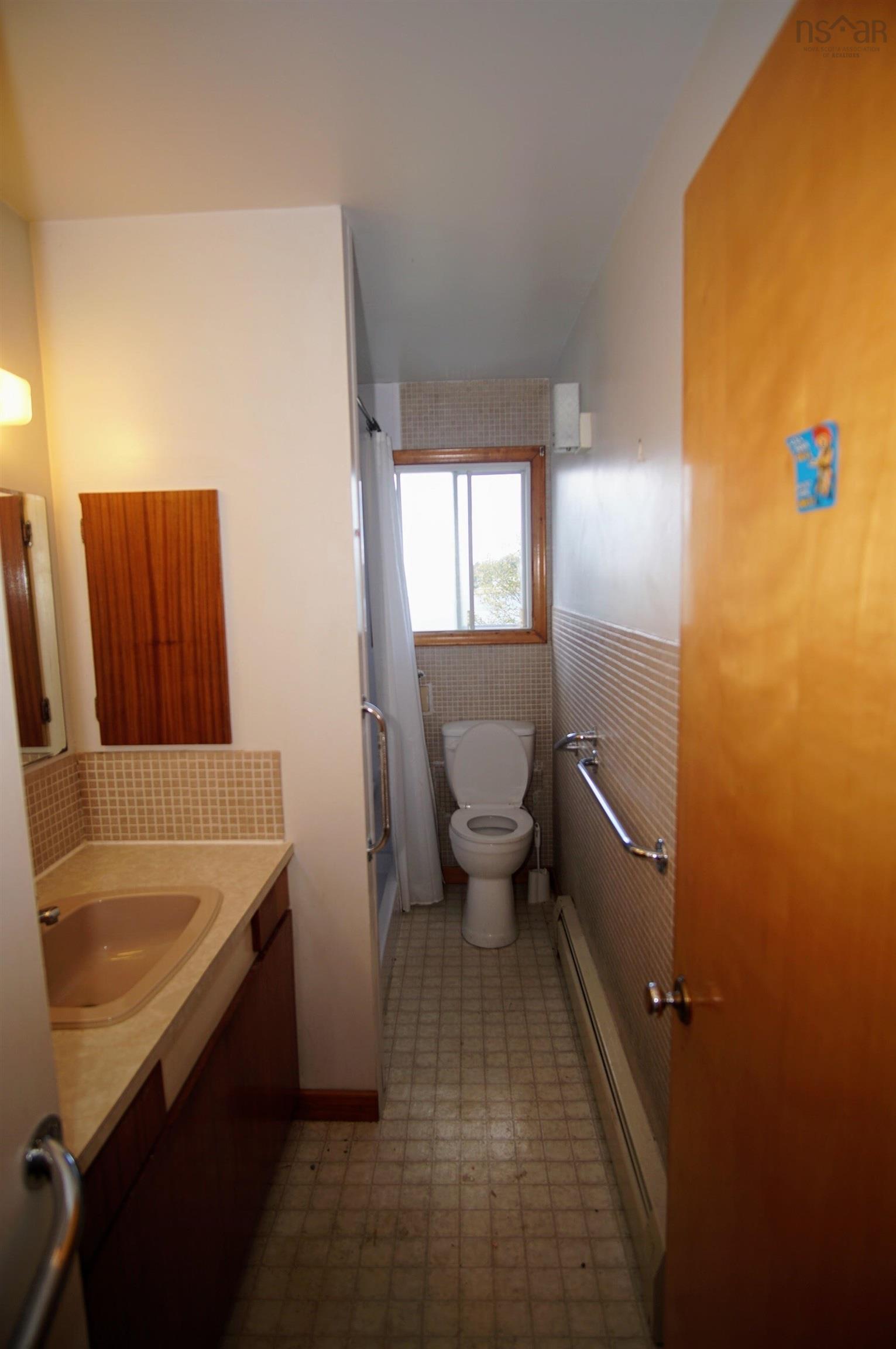 $469,000.00: 41 HOWE Street, Lockeport