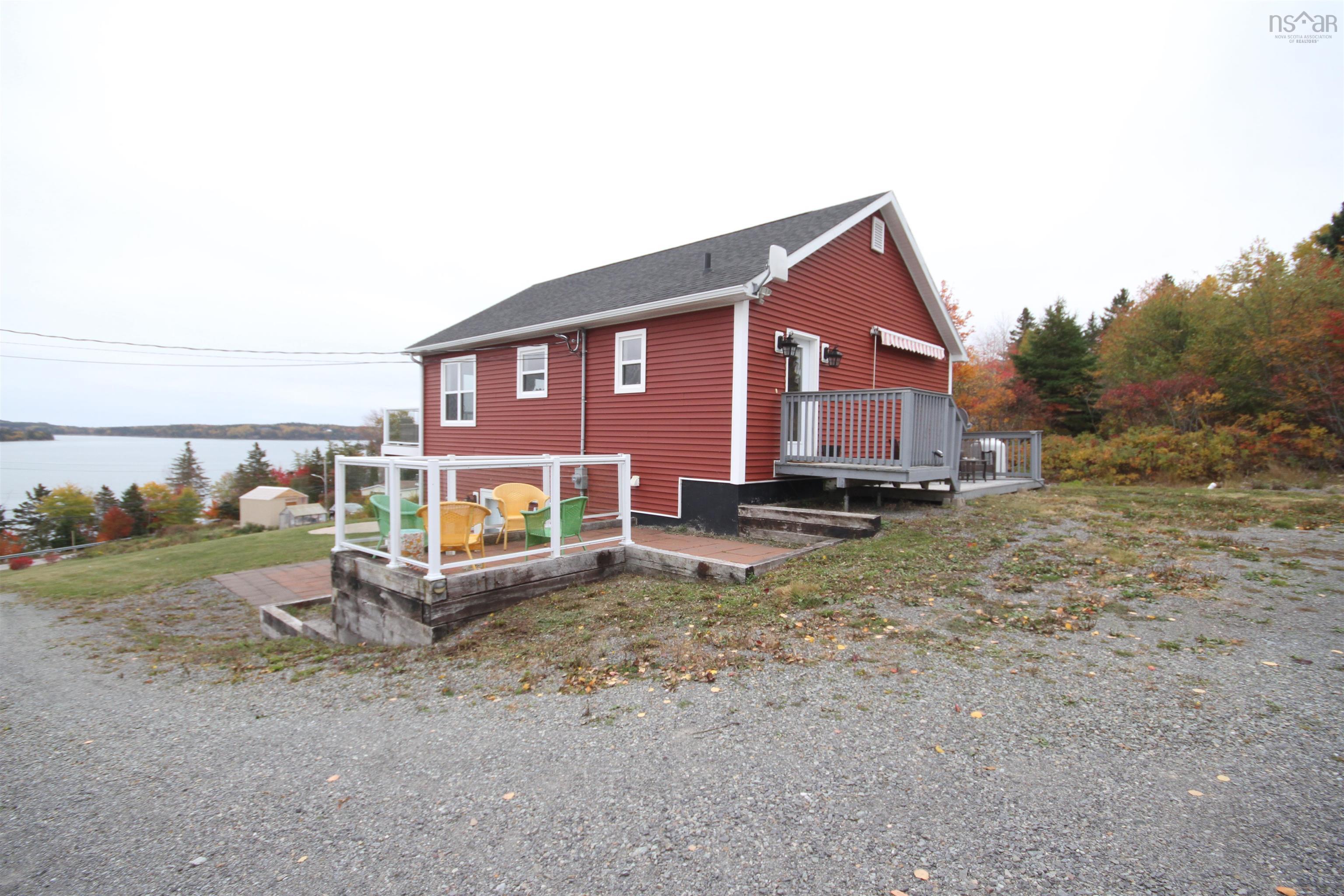 $484,900.00: 10471 highway 16, Guysborough