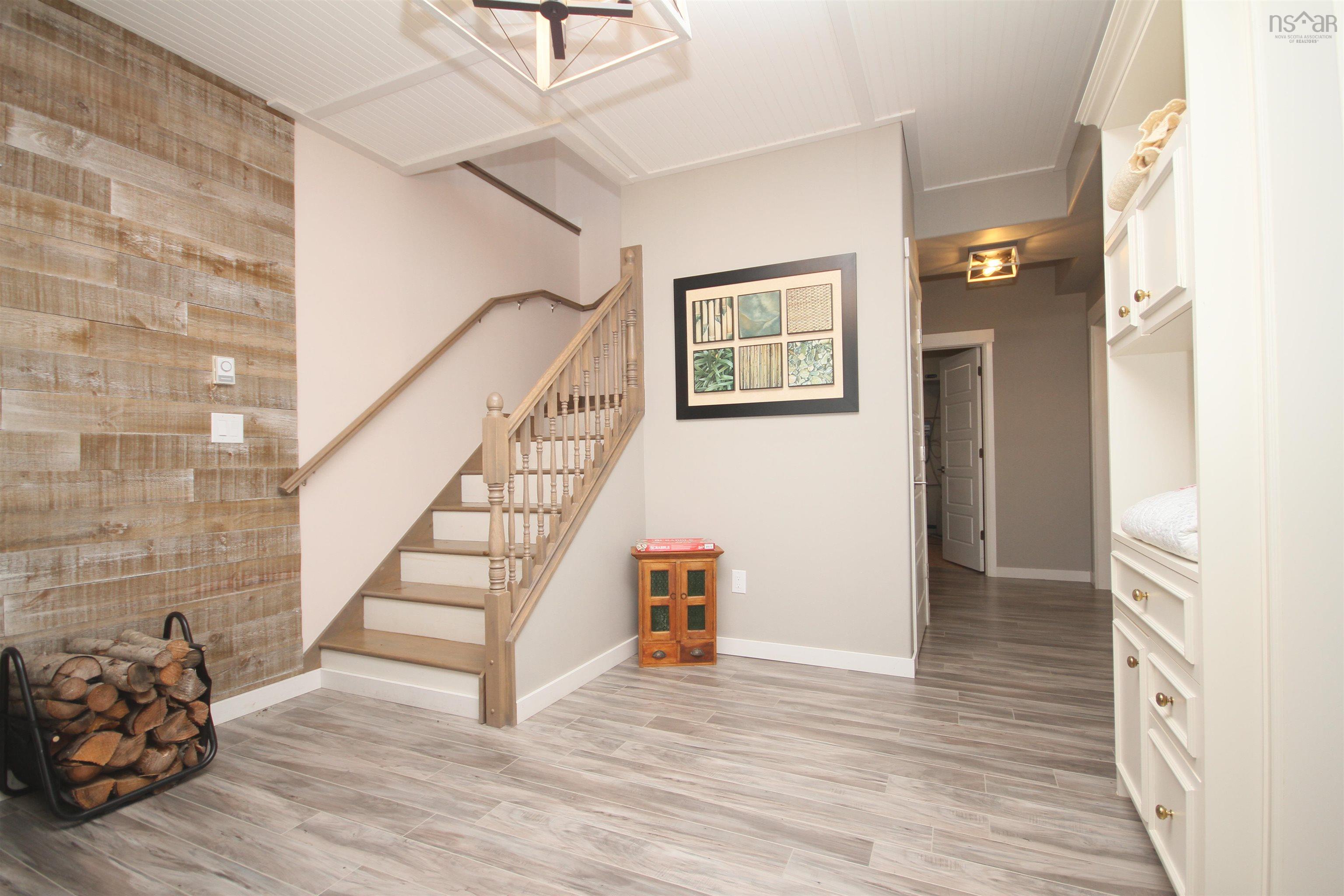 $484,900.00: 10471 highway 16, Guysborough