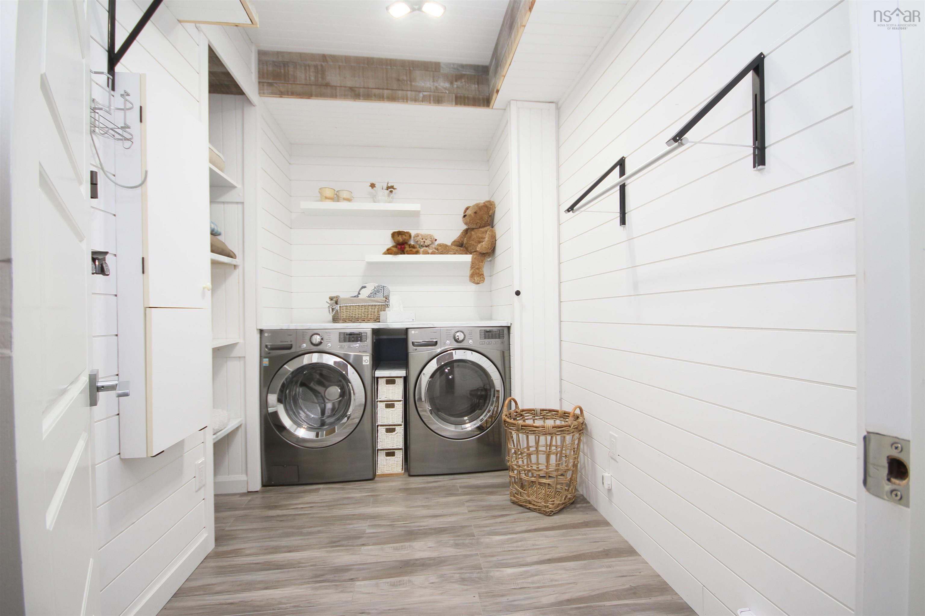 $484,900.00: 10471 highway 16, Guysborough