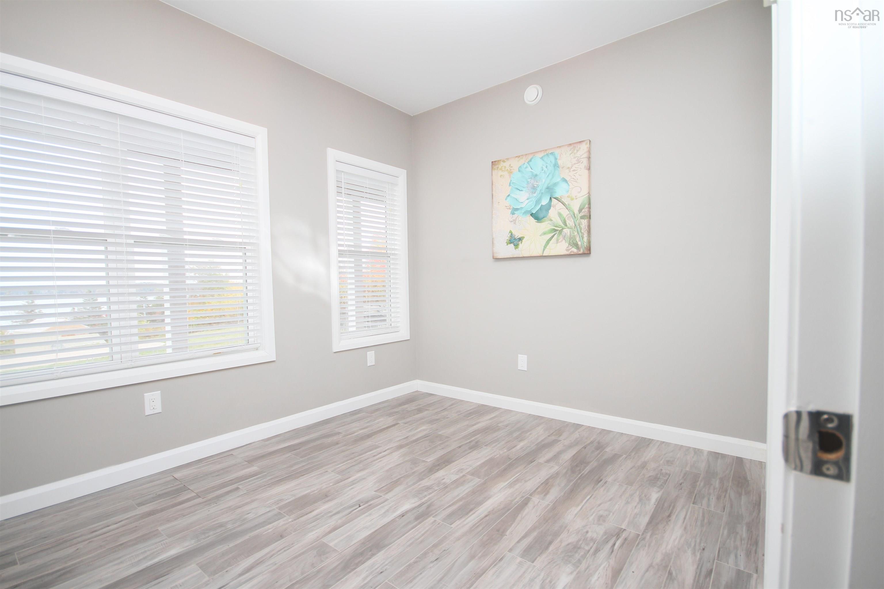 $484,900.00: 10471 highway 16, Guysborough