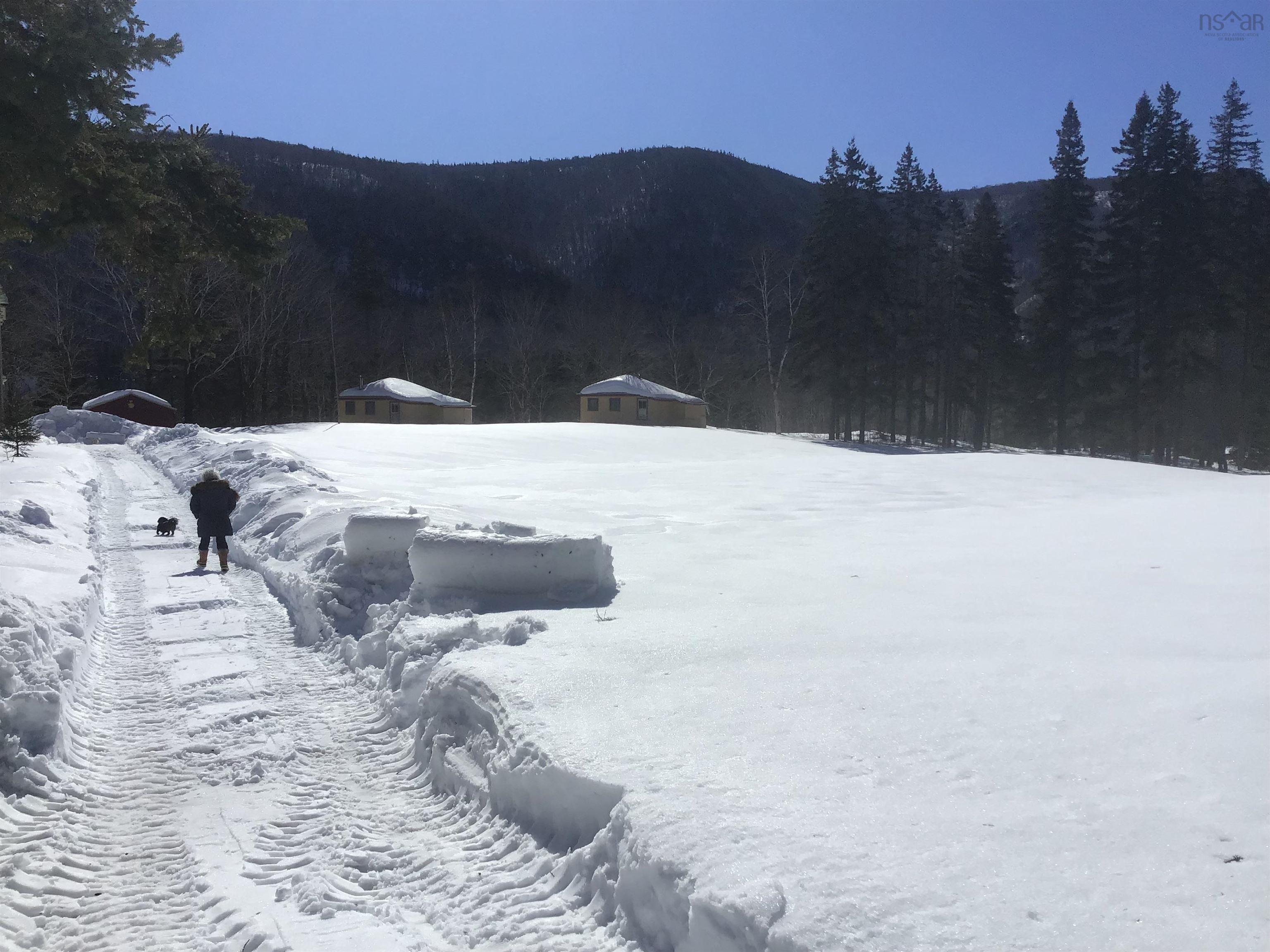 $1,950,000.00: BIG INTERVALE Road, Big Intervale