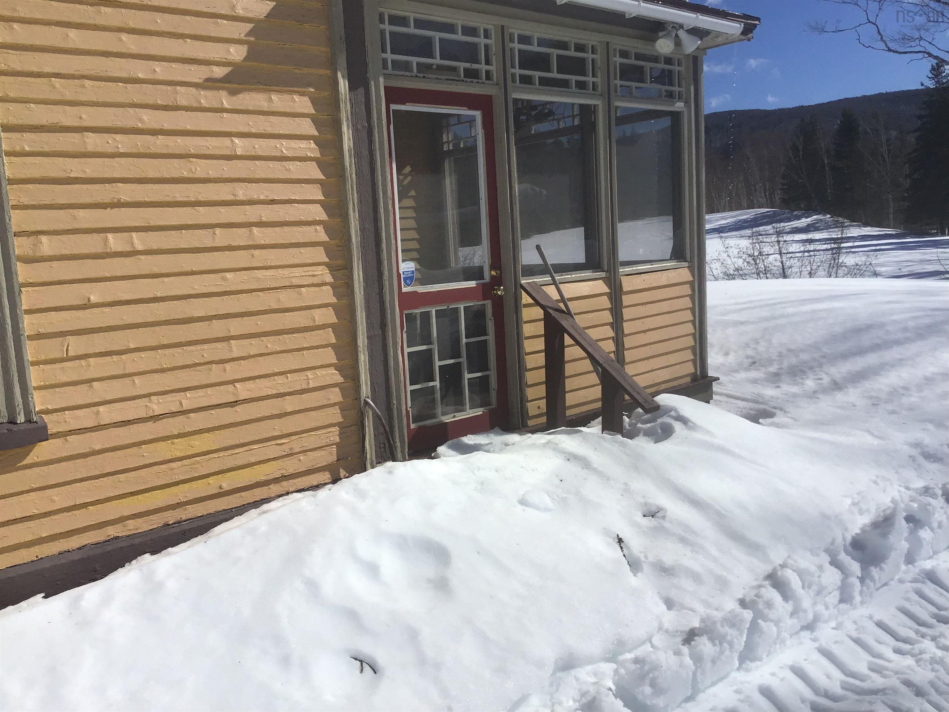 $1,950,000.00: BIG INTERVALE Road, Big Intervale