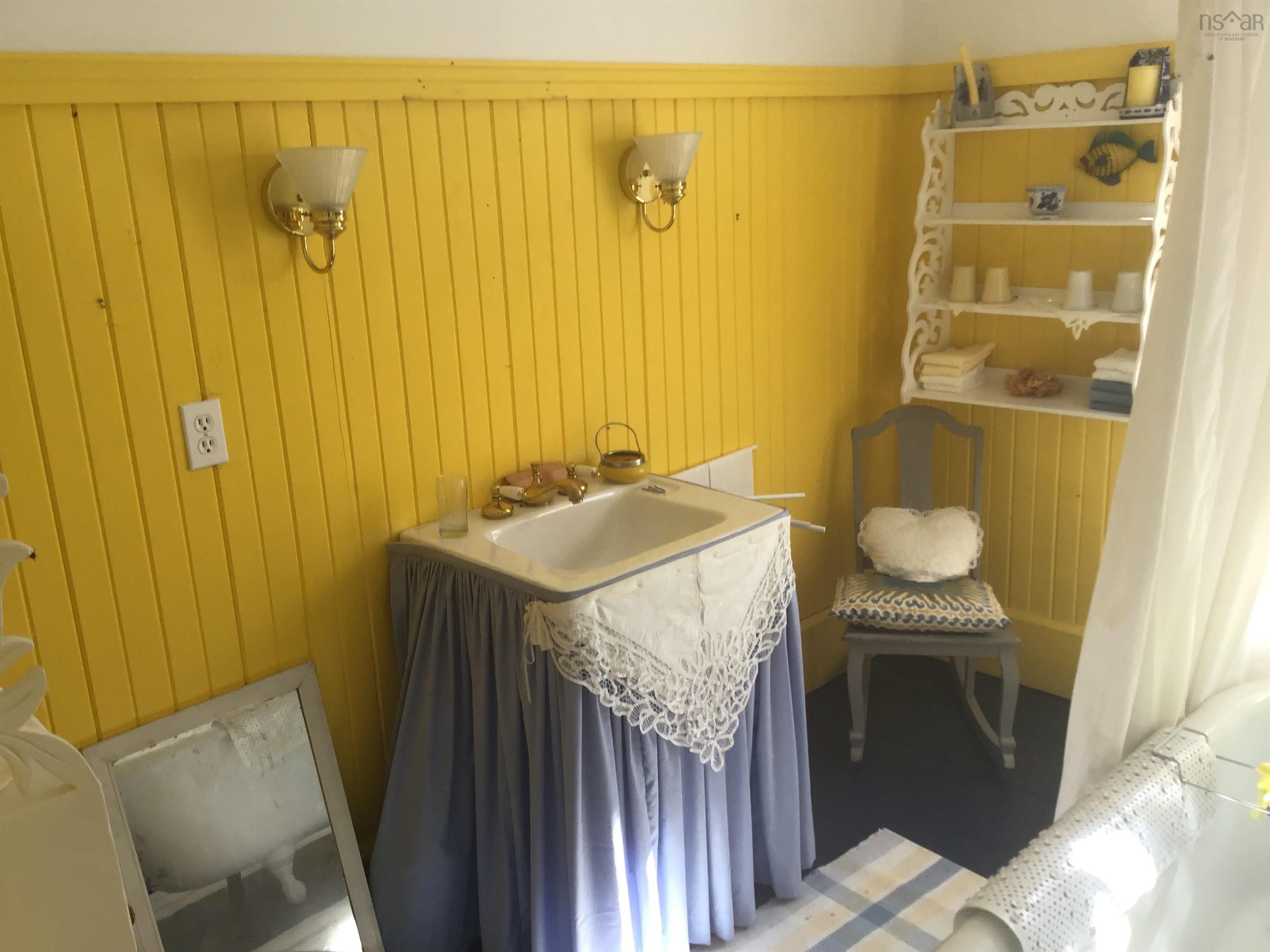 $1,950,000.00: BIG INTERVALE Road, Big Intervale