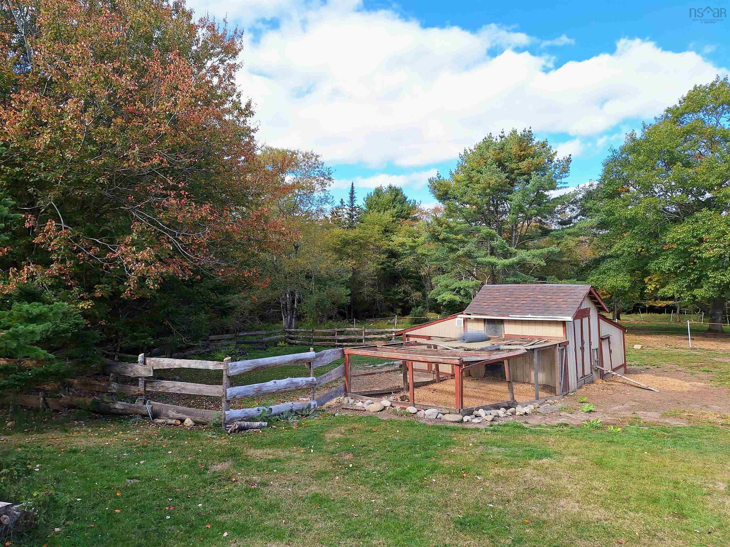 $899,000.00: 192 Barracks Cove Road, Reids Hill