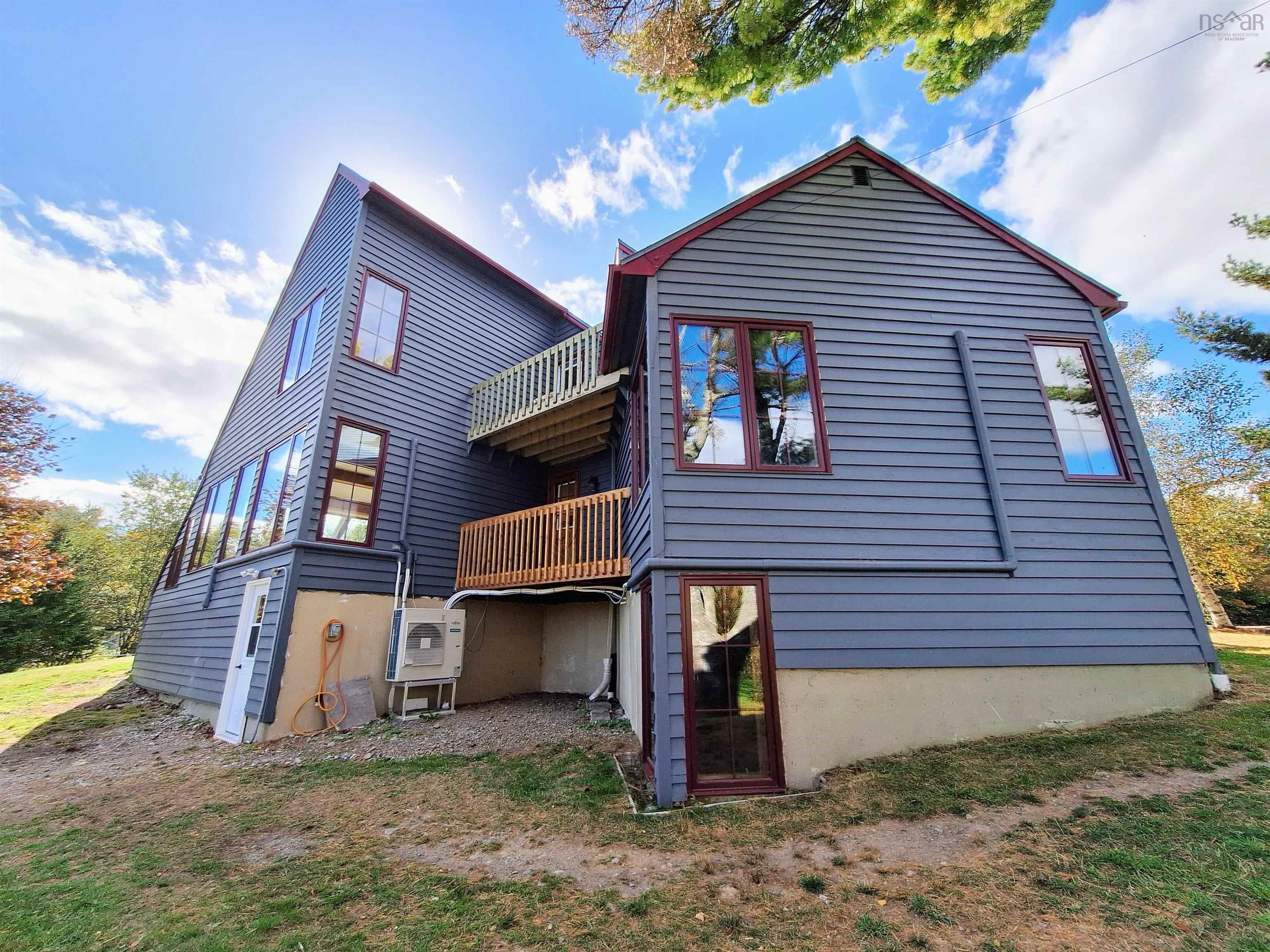 $899,000.00: 192 Barracks Cove Road, Reids Hill