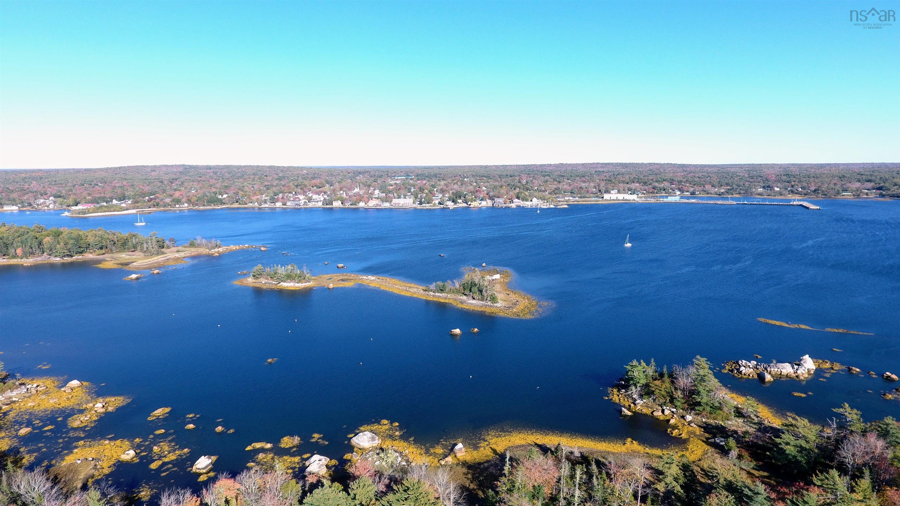 $899,000.00: 192 Barracks Cove Road, Reids Hill