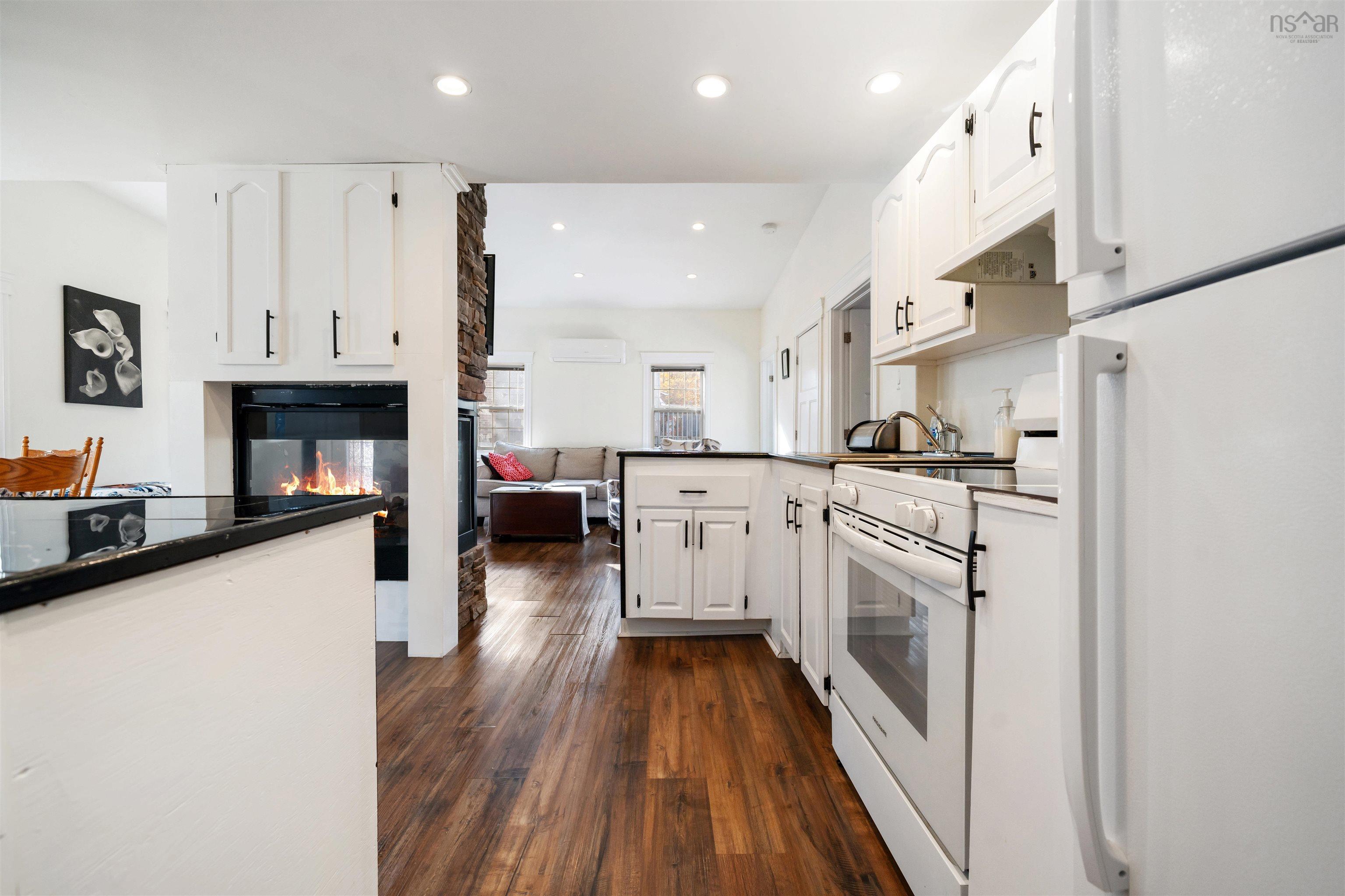 $455,000.00: 208 PLEASANT Street, Truro