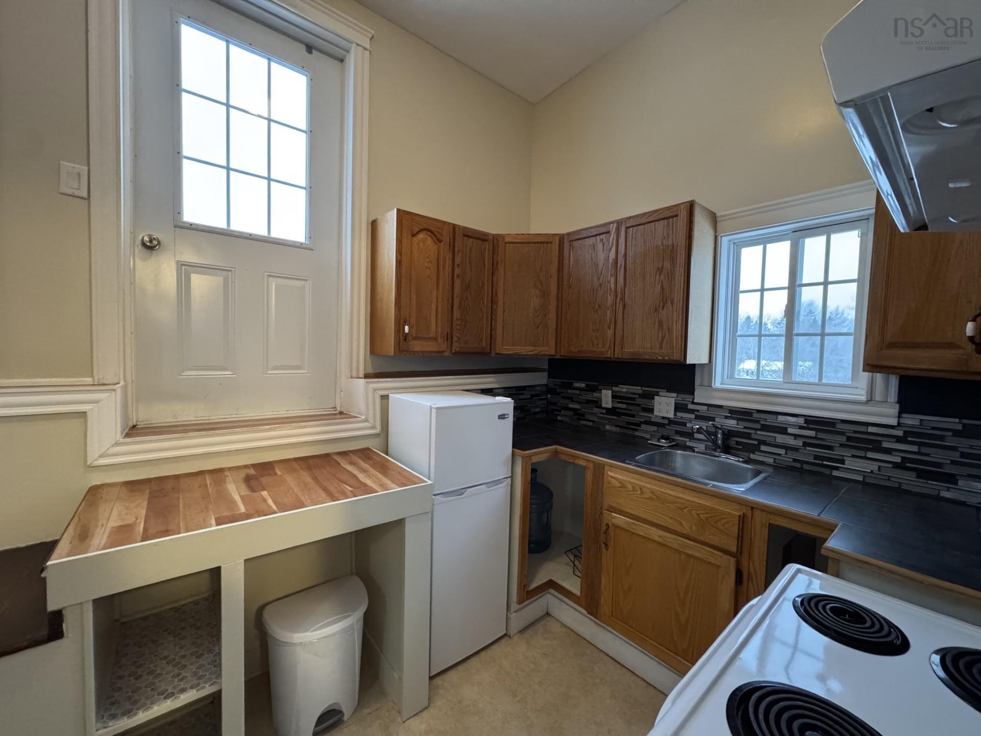 $455,000.00: 208 PLEASANT Street, Truro