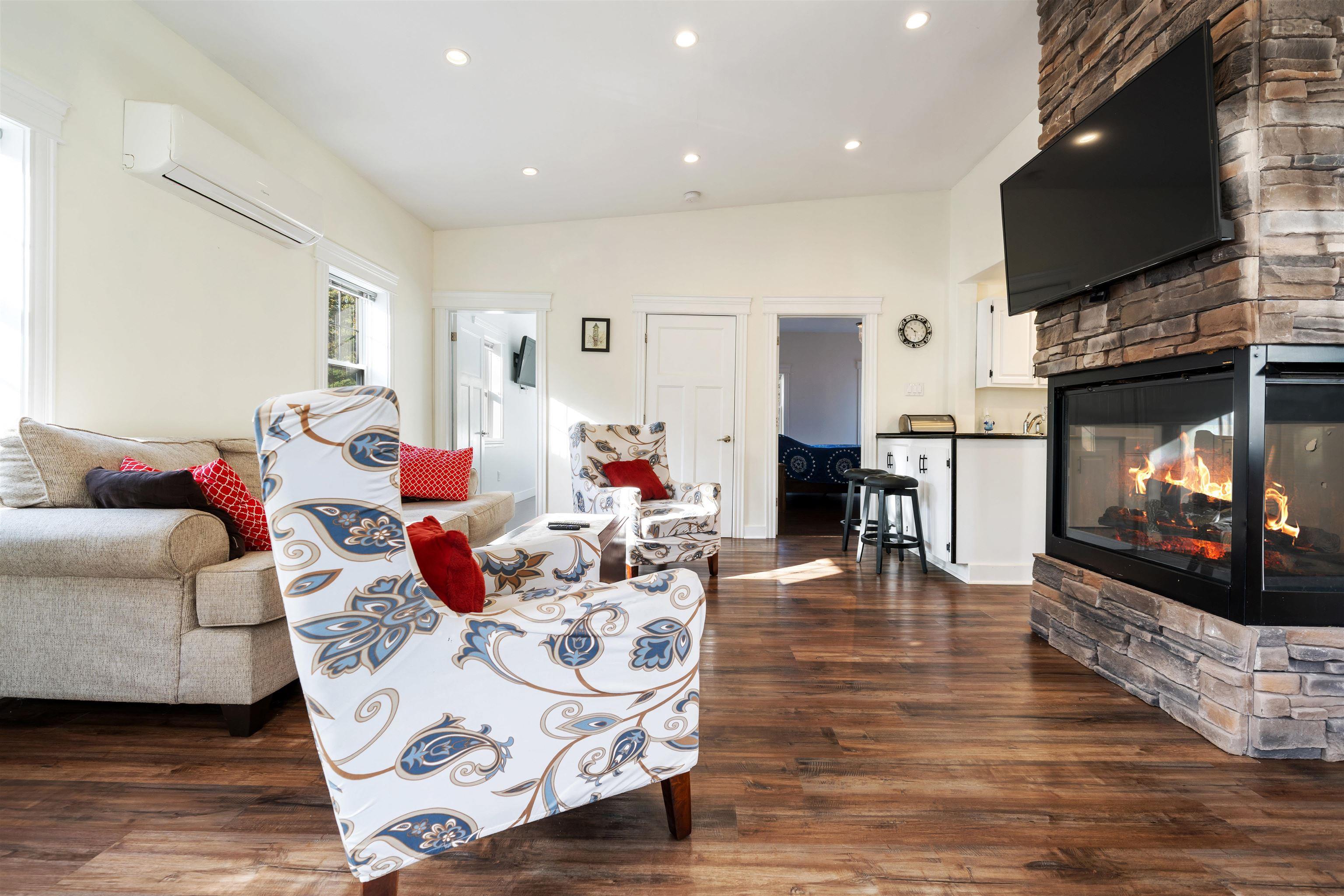 $455,000.00: 208 PLEASANT Street, Truro