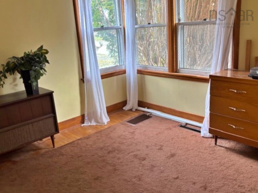 $317,500.00: 169 Crescent Street, Bridgewater