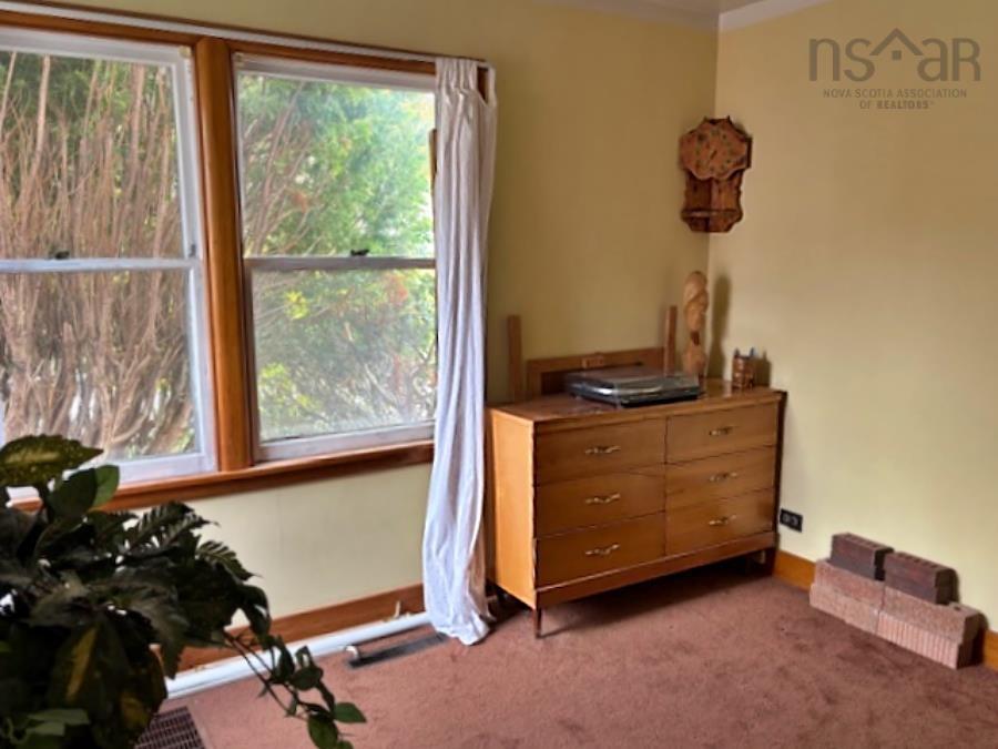 $317,500.00: 169 Crescent Street, Bridgewater