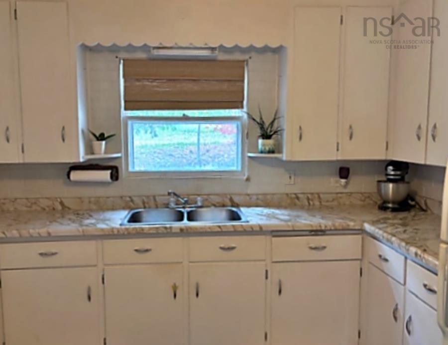 $317,500.00: 169 Crescent Street, Bridgewater