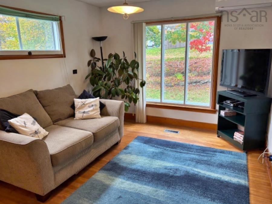 $317,500.00: 169 Crescent Street, Bridgewater