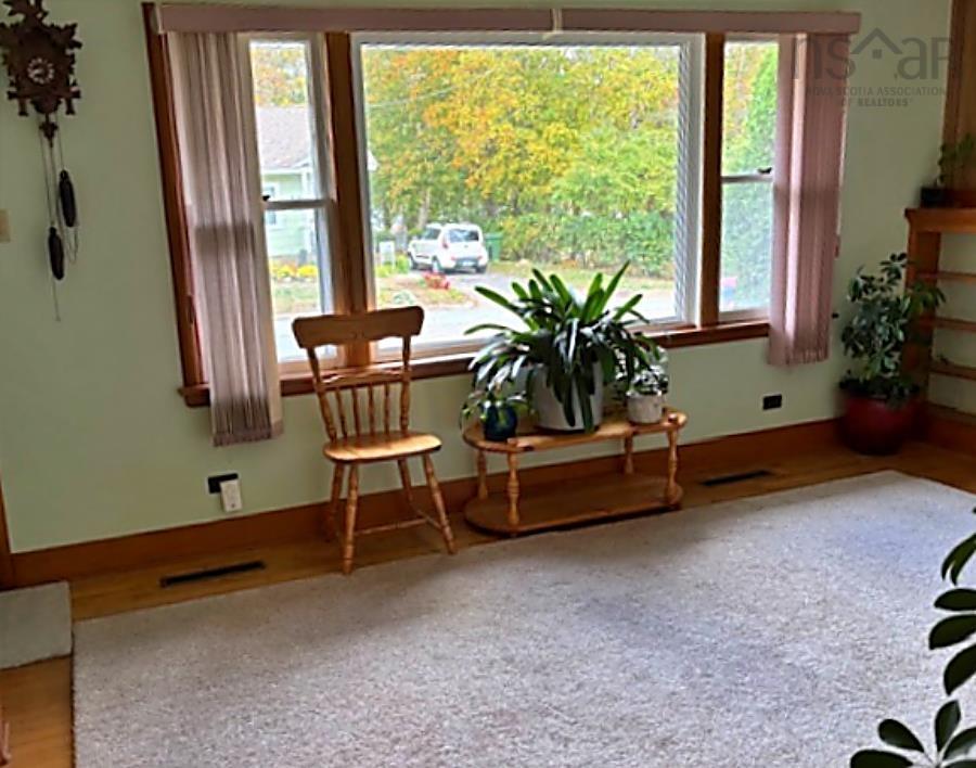 $317,500.00: 169 Crescent Street, Bridgewater