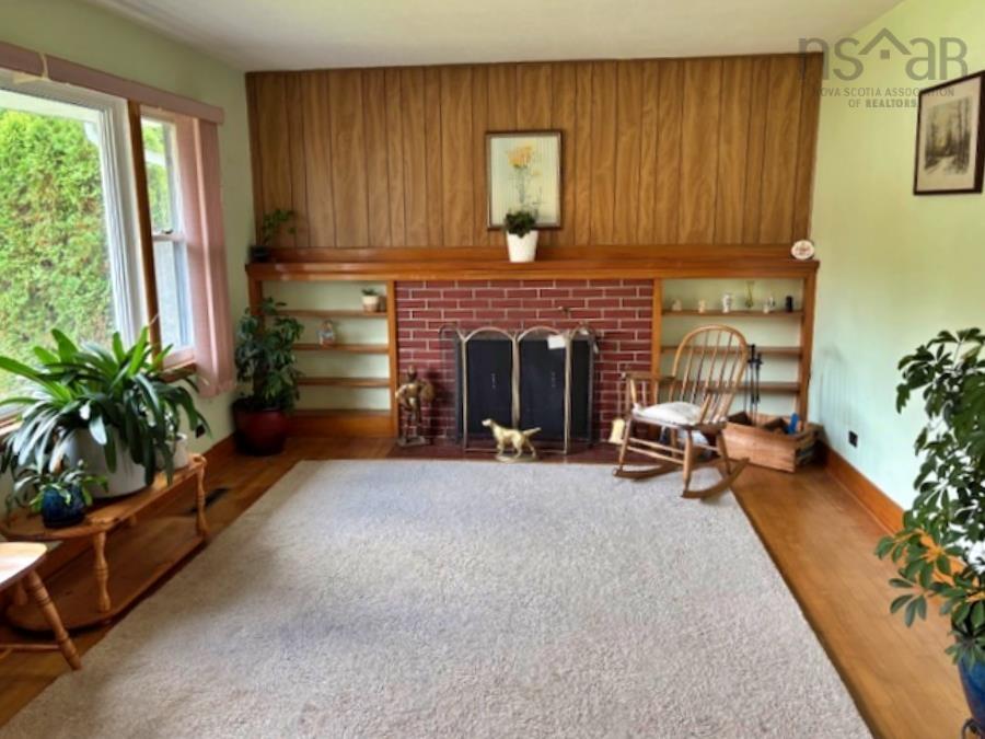 $317,500.00: 169 Crescent Street, Bridgewater