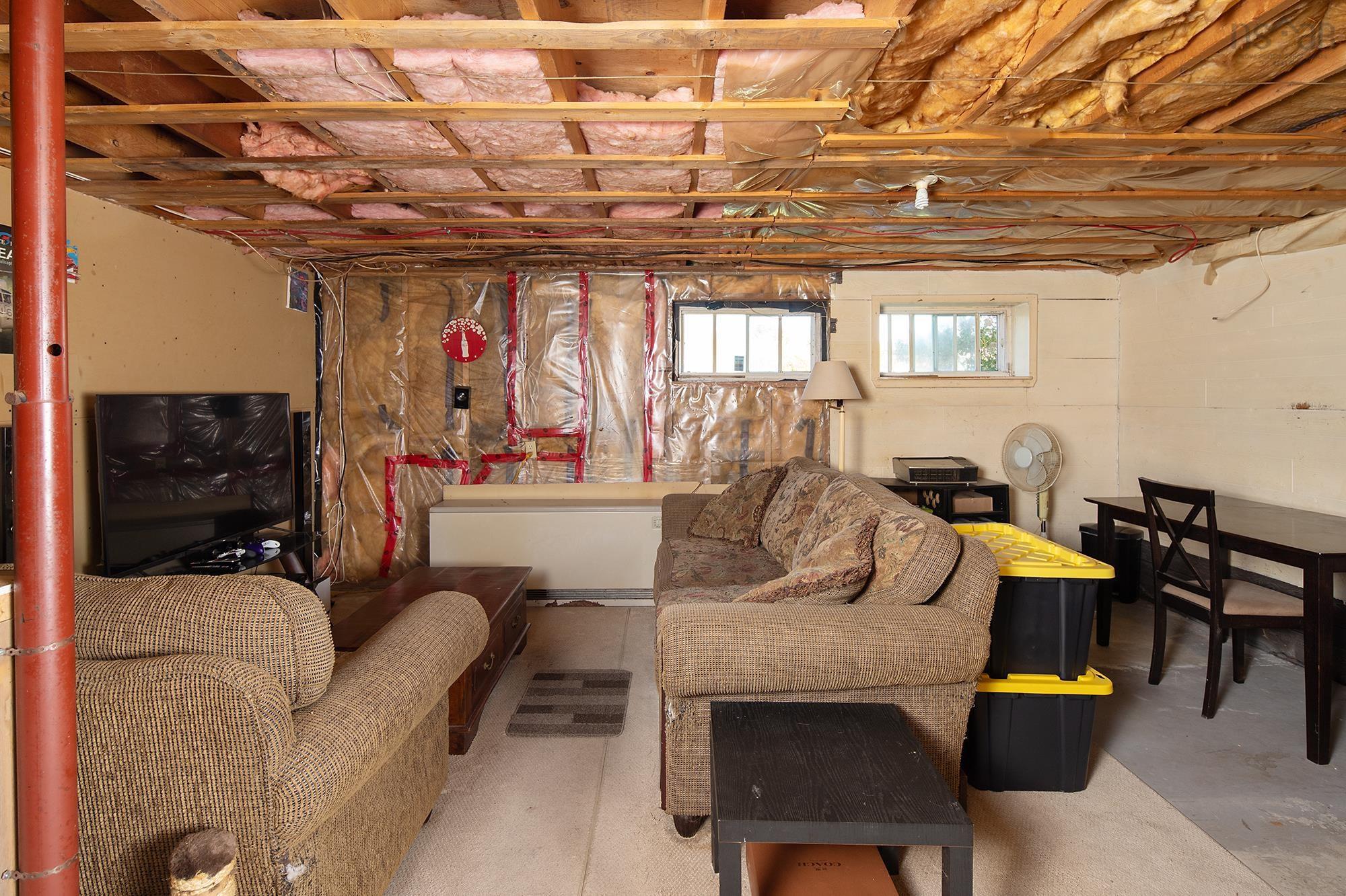 $699,000.00: 1114 Pockwock Road, Hammonds Plains