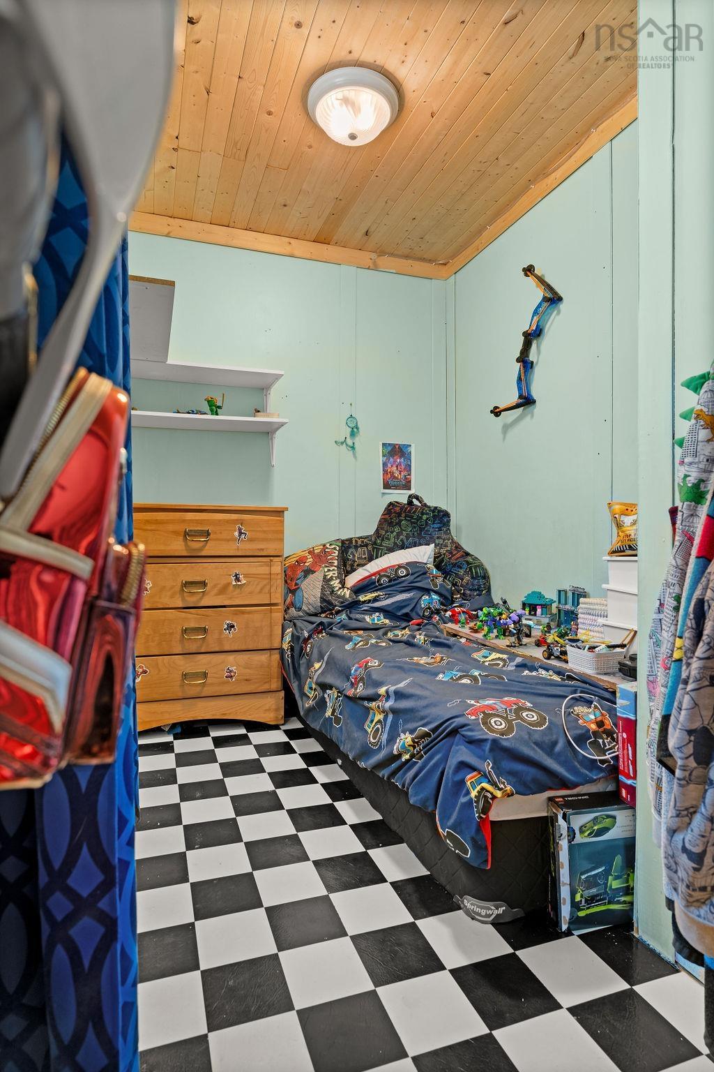 $233,000.00: 128 Aspen Drive, Port Howe