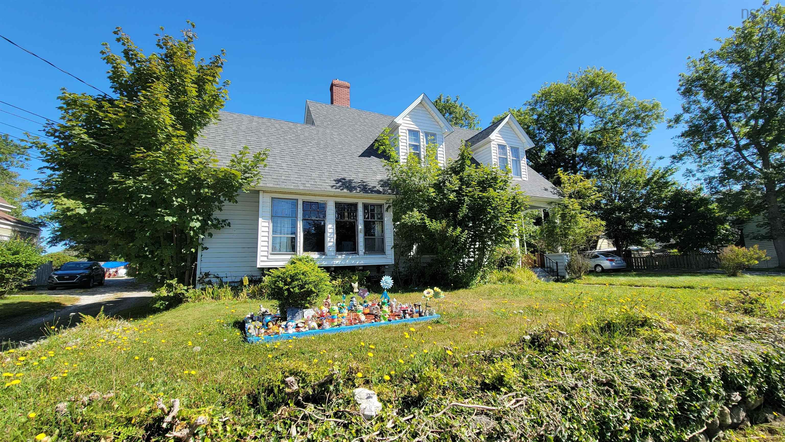 $239,900.00: 18 Parade Street, Yarmouth