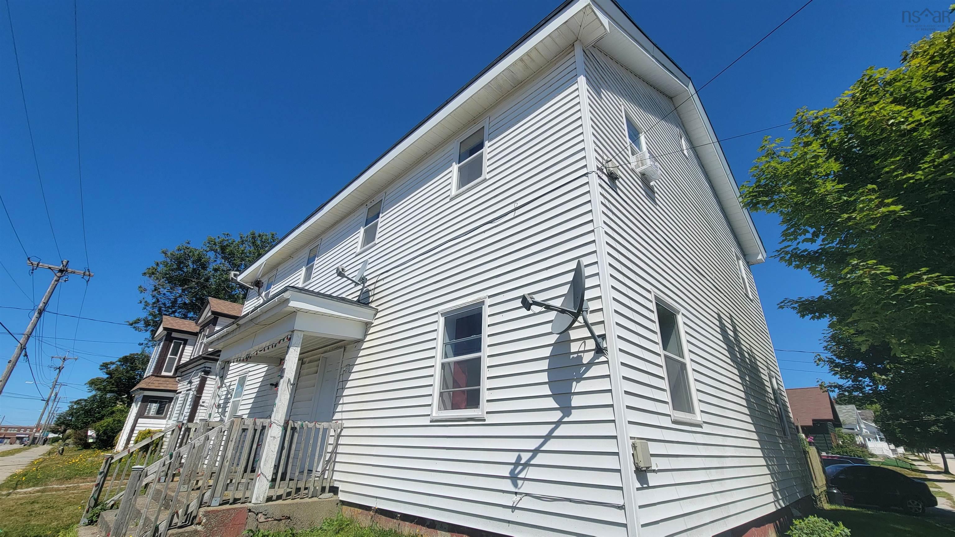 $324,900.00: 24-26 Parade Street, Yarmouth