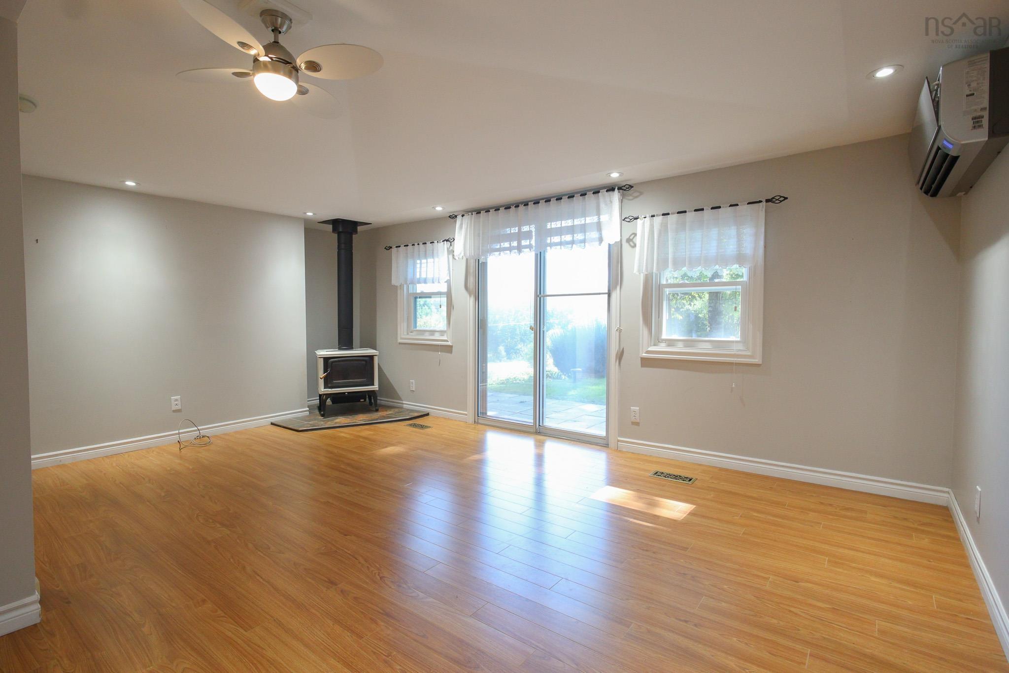 $479,900.00: 17600 & 17604 Highway 103, Italy Cross