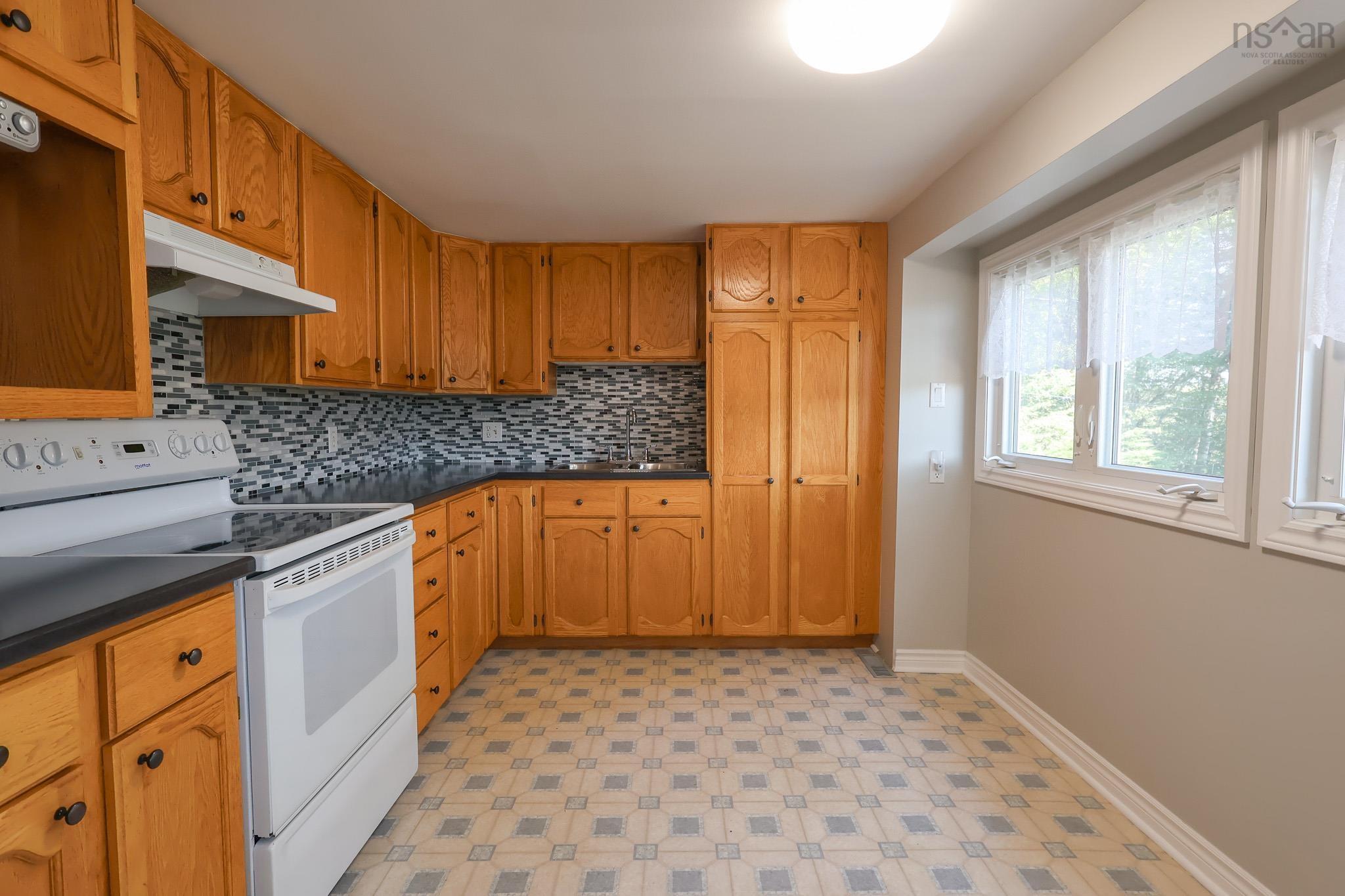 $479,900.00: 17600 & 17604 Highway 103, Italy Cross