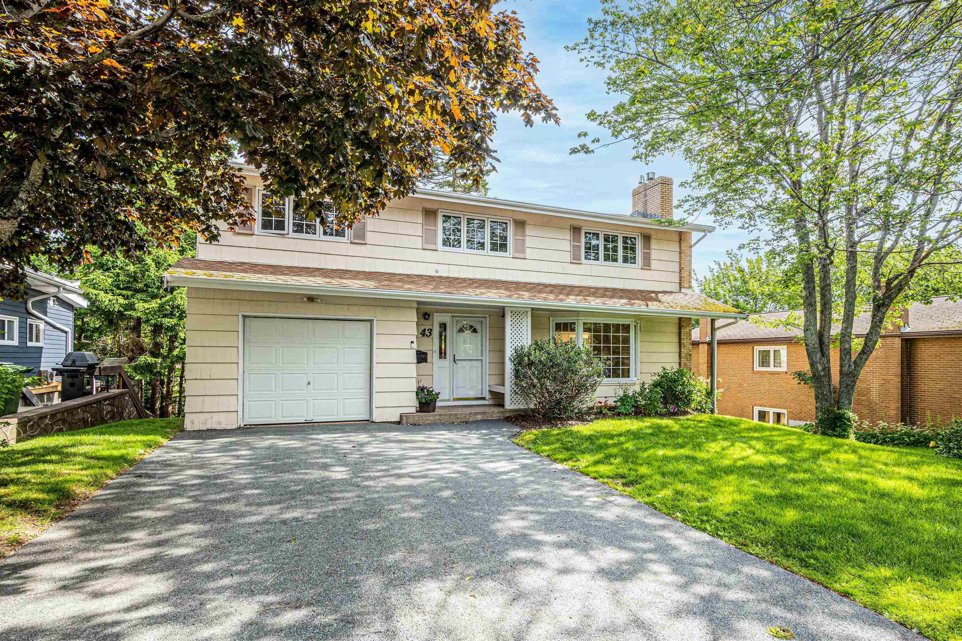 43 Deepwood Crescent, Halifax, NS (MLS 202526774)