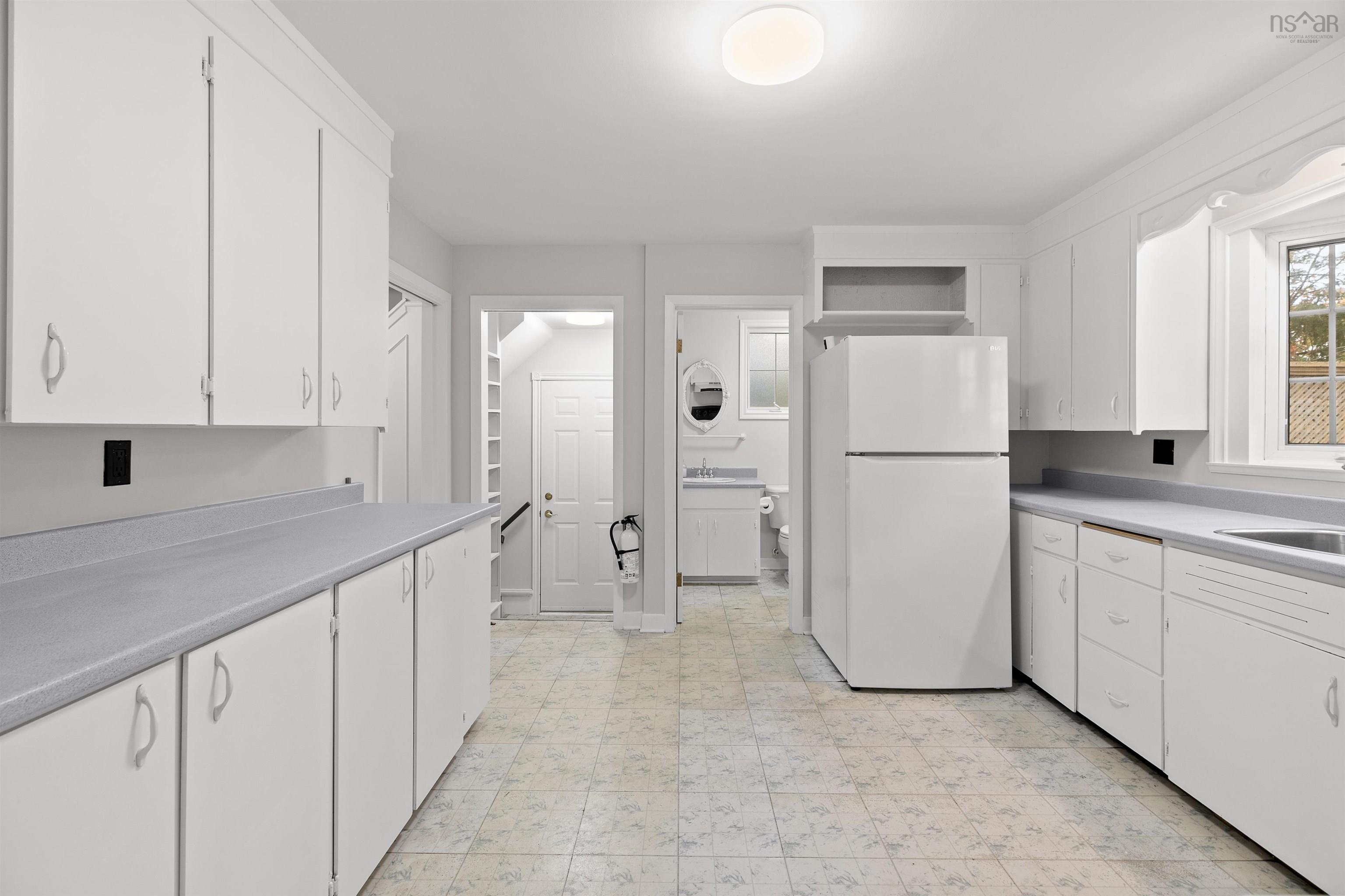 43 Deepwood Crescent, Halifax, NS (MLS 202526774)