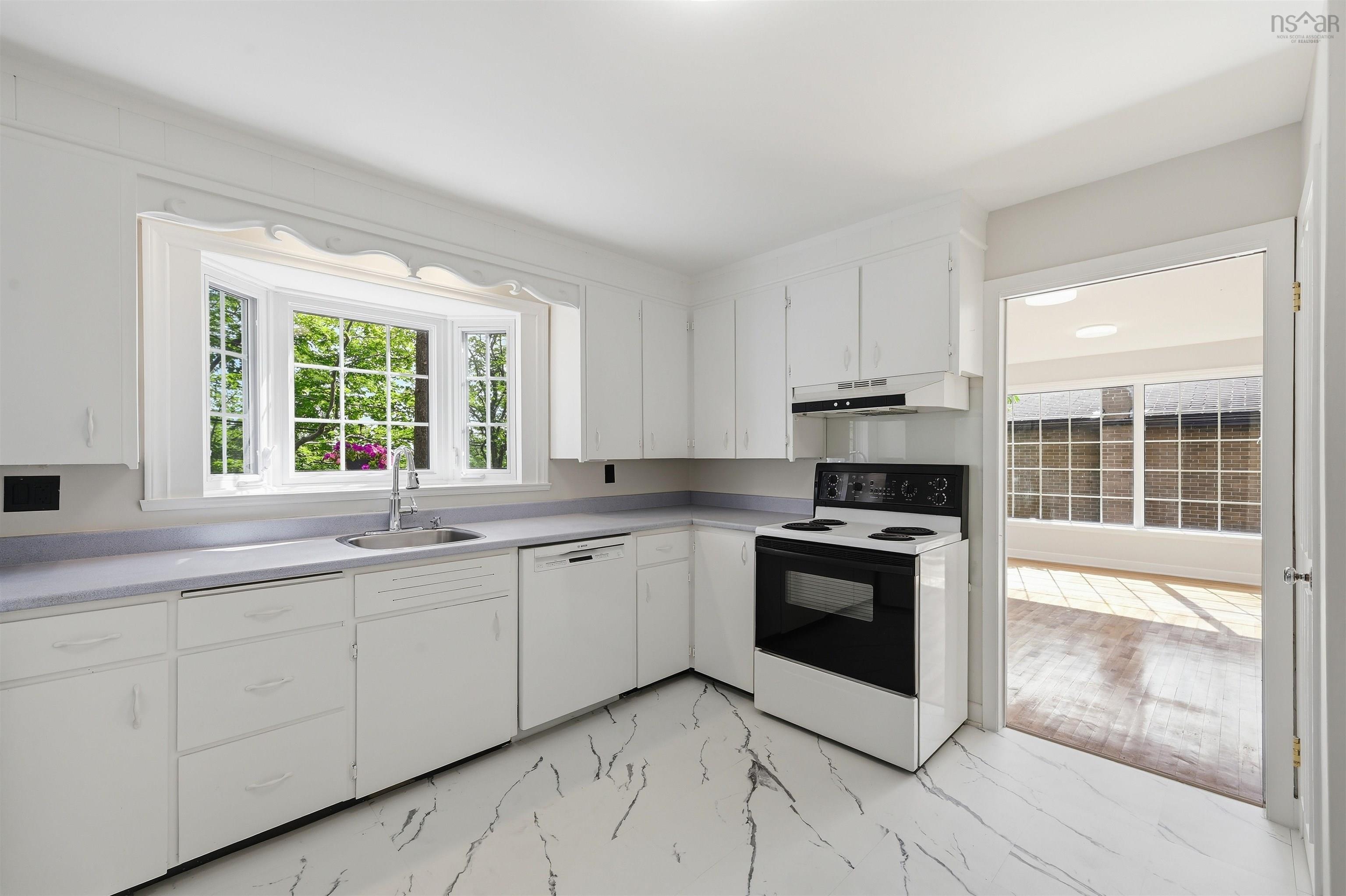 43 Deepwood Crescent, Halifax, NS (MLS 202526774)