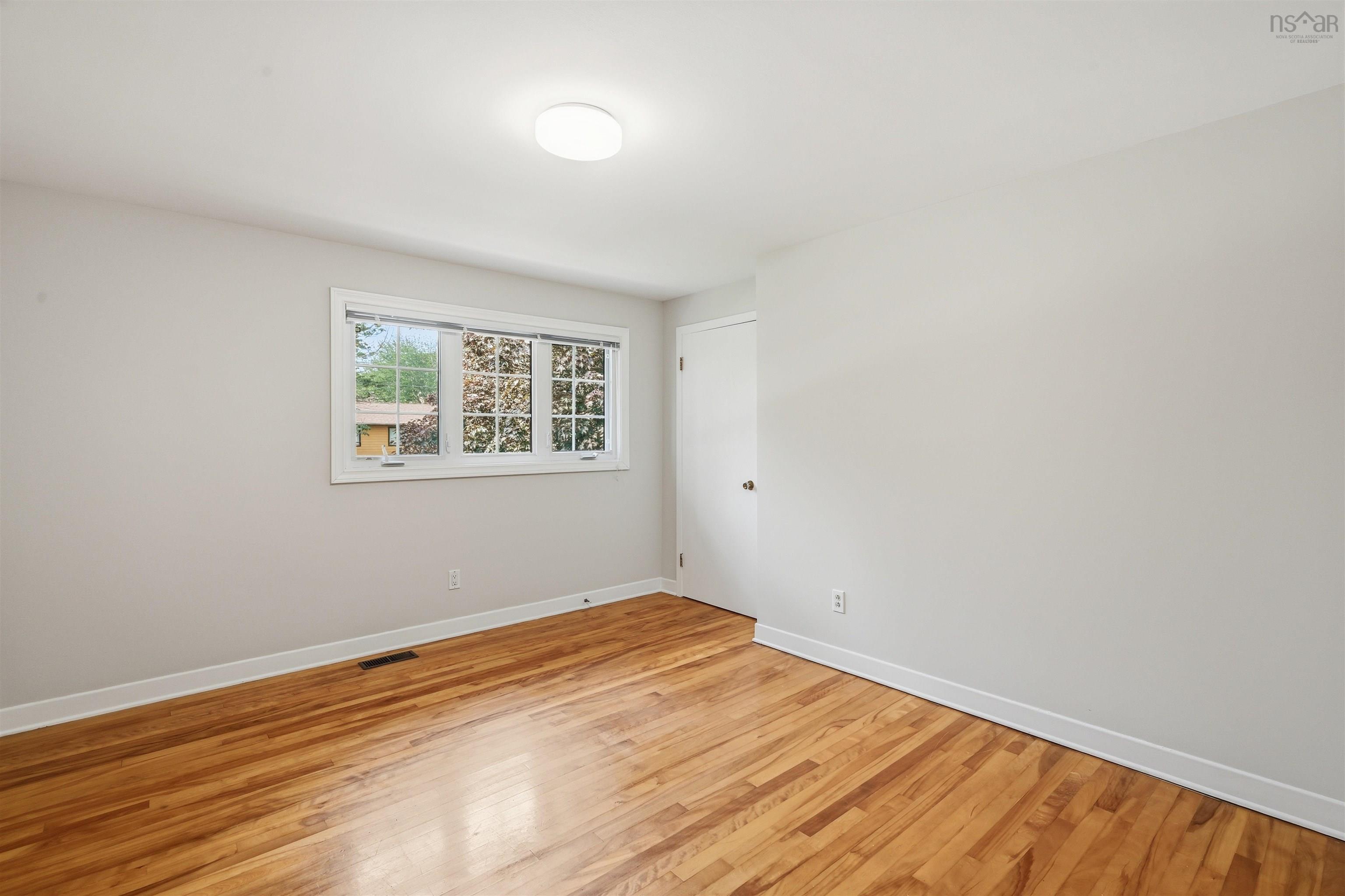 43 Deepwood Crescent, Halifax, NS (MLS 202526774)