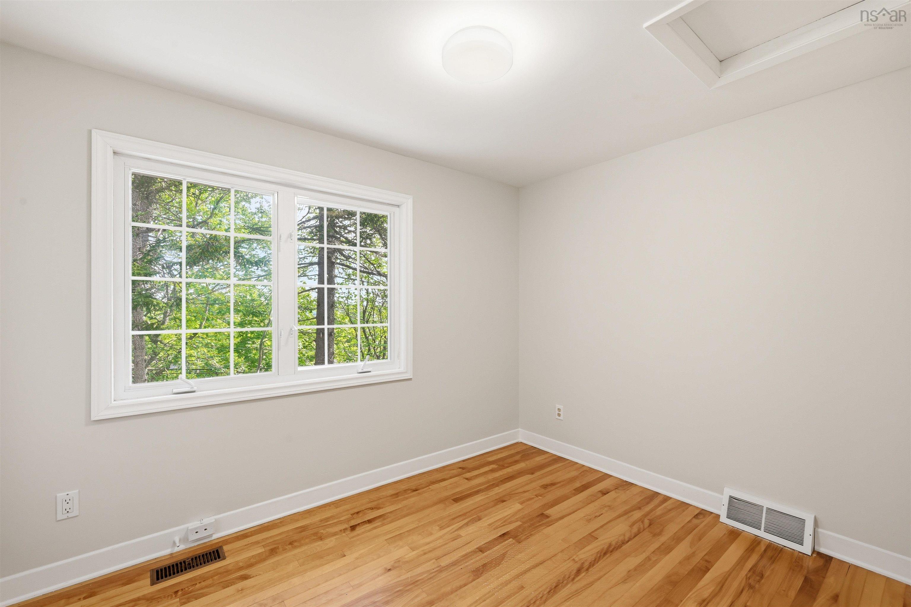 43 Deepwood Crescent, Halifax, NS (MLS 202526774)