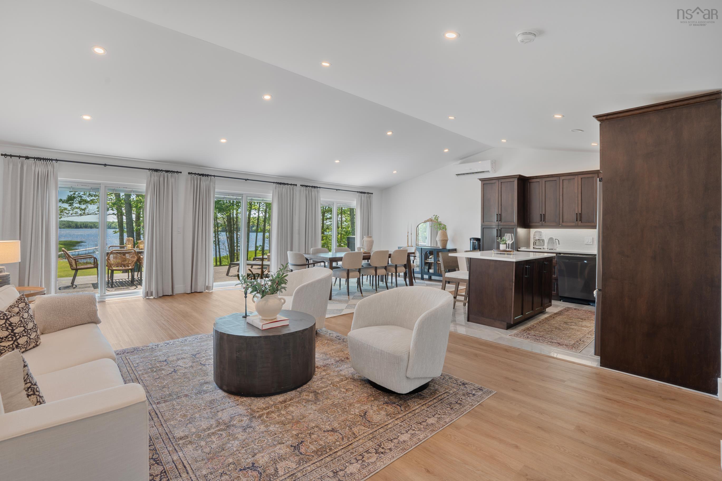 $1,399,000.00: 40 Martins Point Road, Enfield