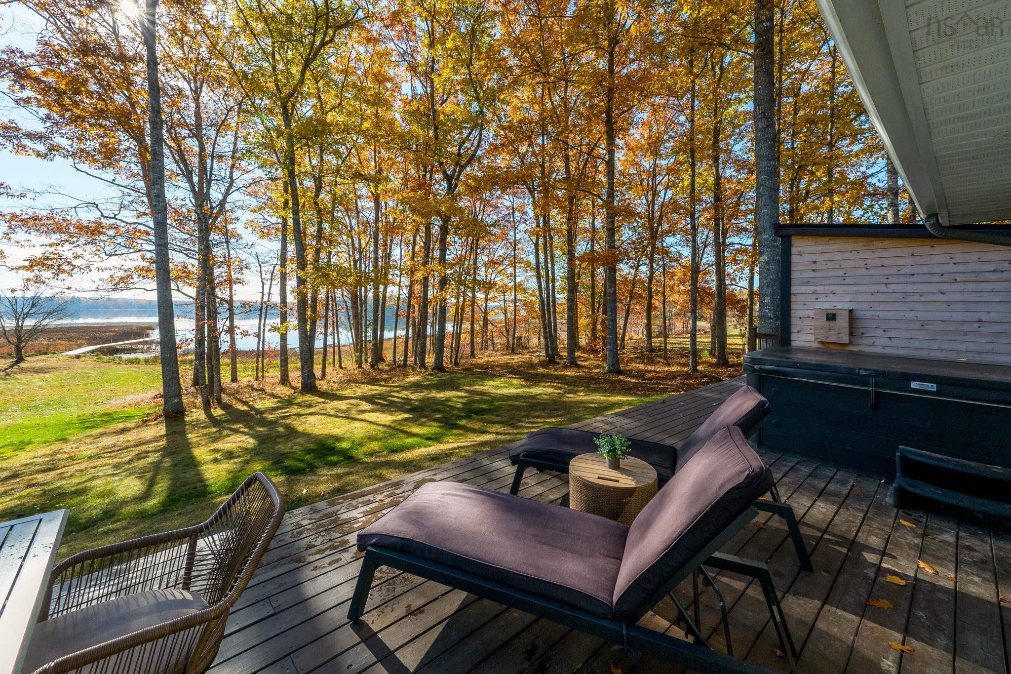 $1,399,000.00: 40 Martins Point Road, Enfield